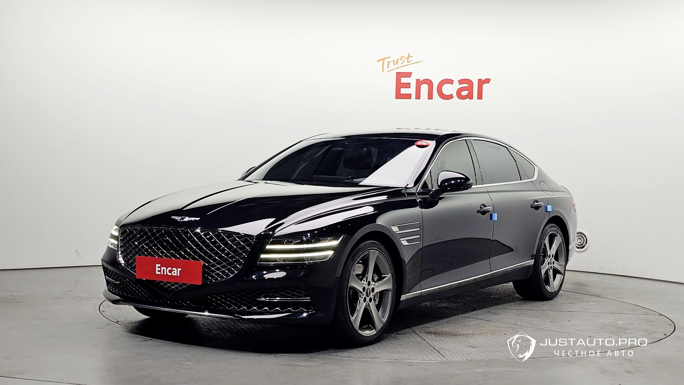Автомобиль Genesis G80