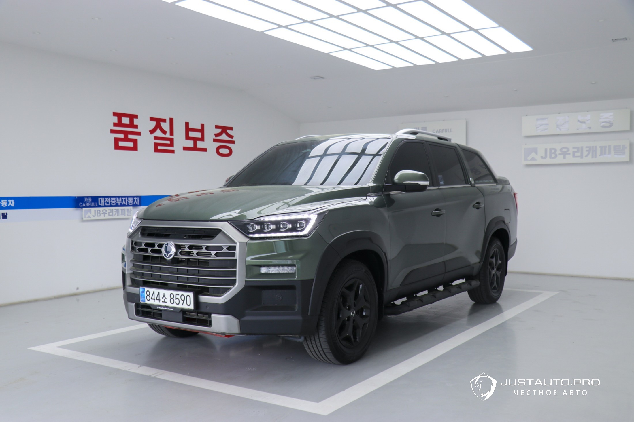 Автомобиль KG_Mobility_Ssangyong Rexton