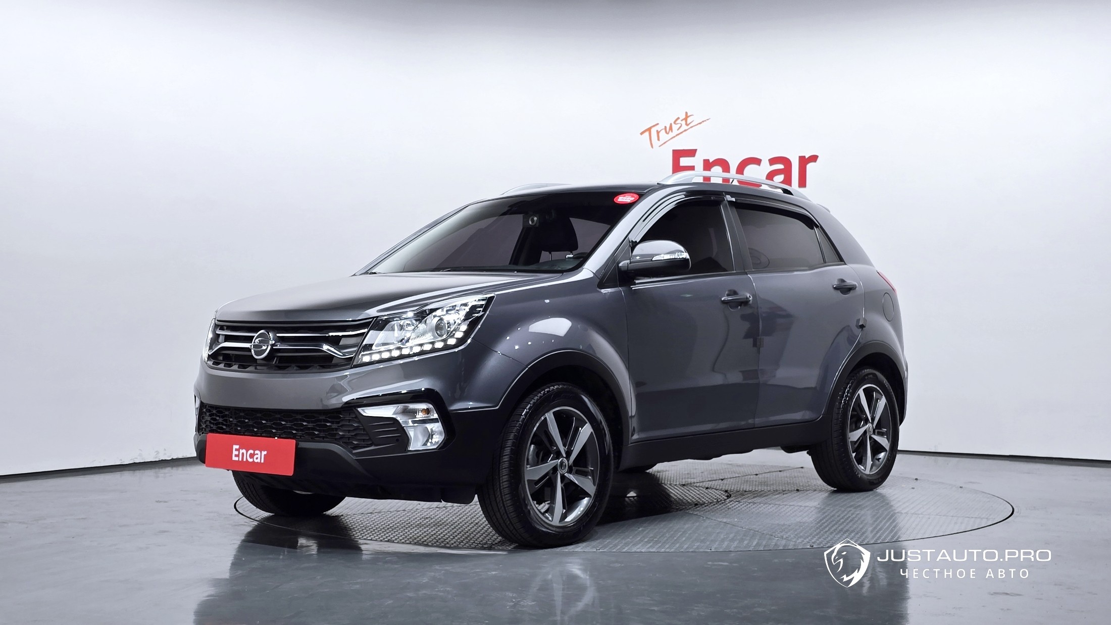 Автомобиль KG_Mobility_Ssangyong KORANDO