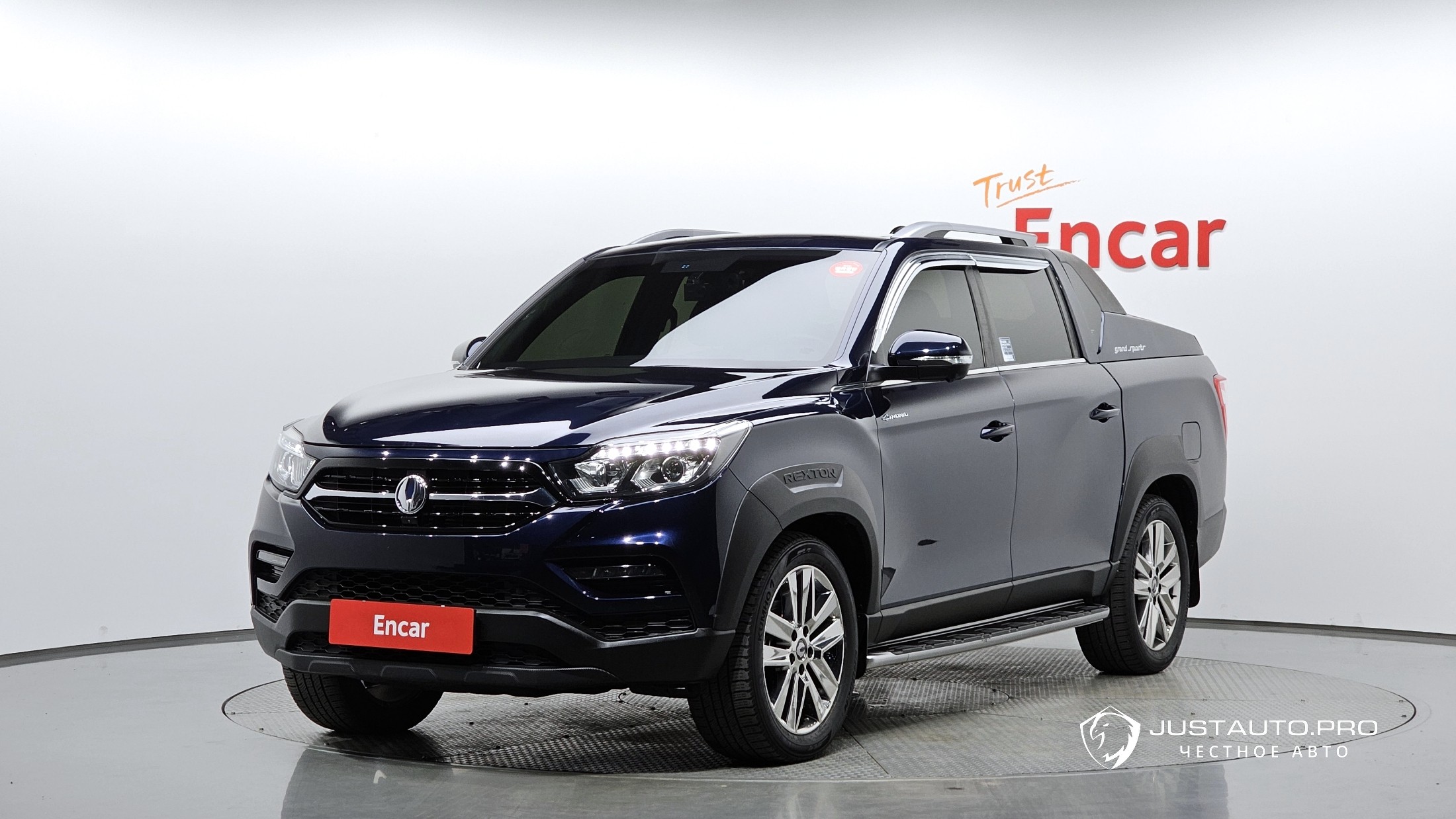 Автомобиль KG_Mobility_Ssangyong Rexton