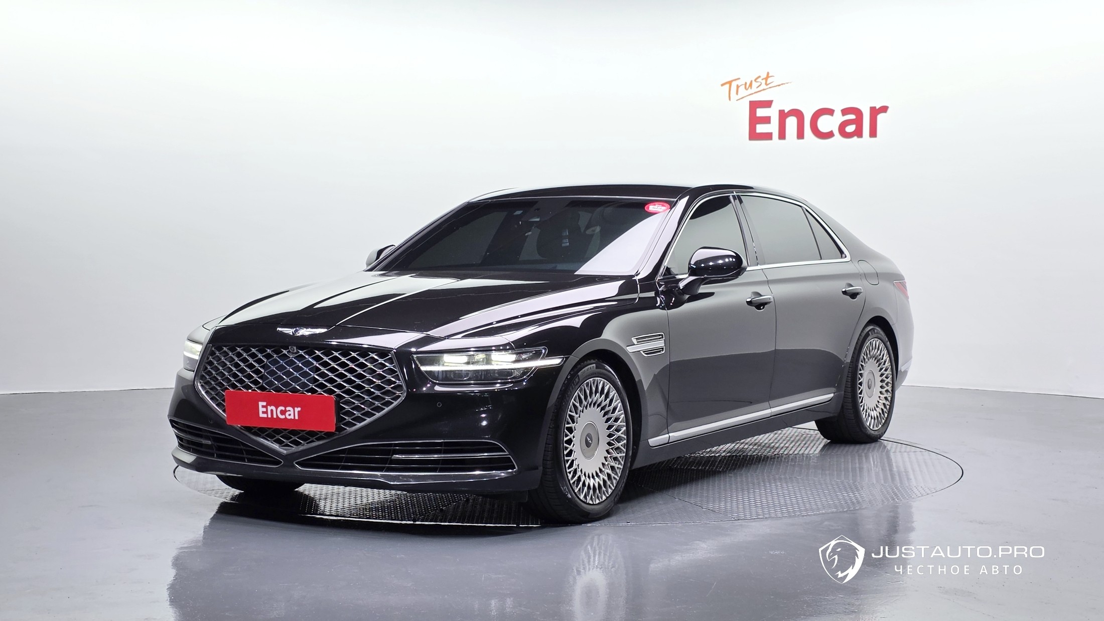 Автомобиль Genesis G90