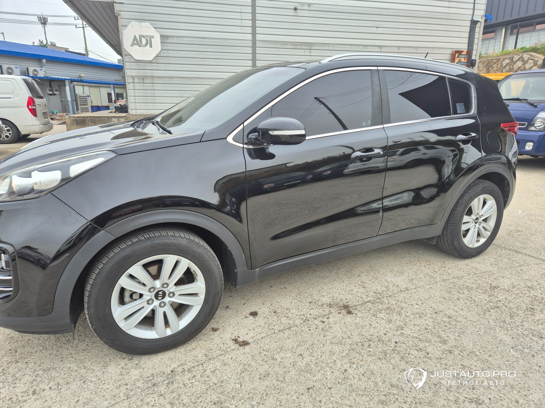 Автомобиль Kia Sportage