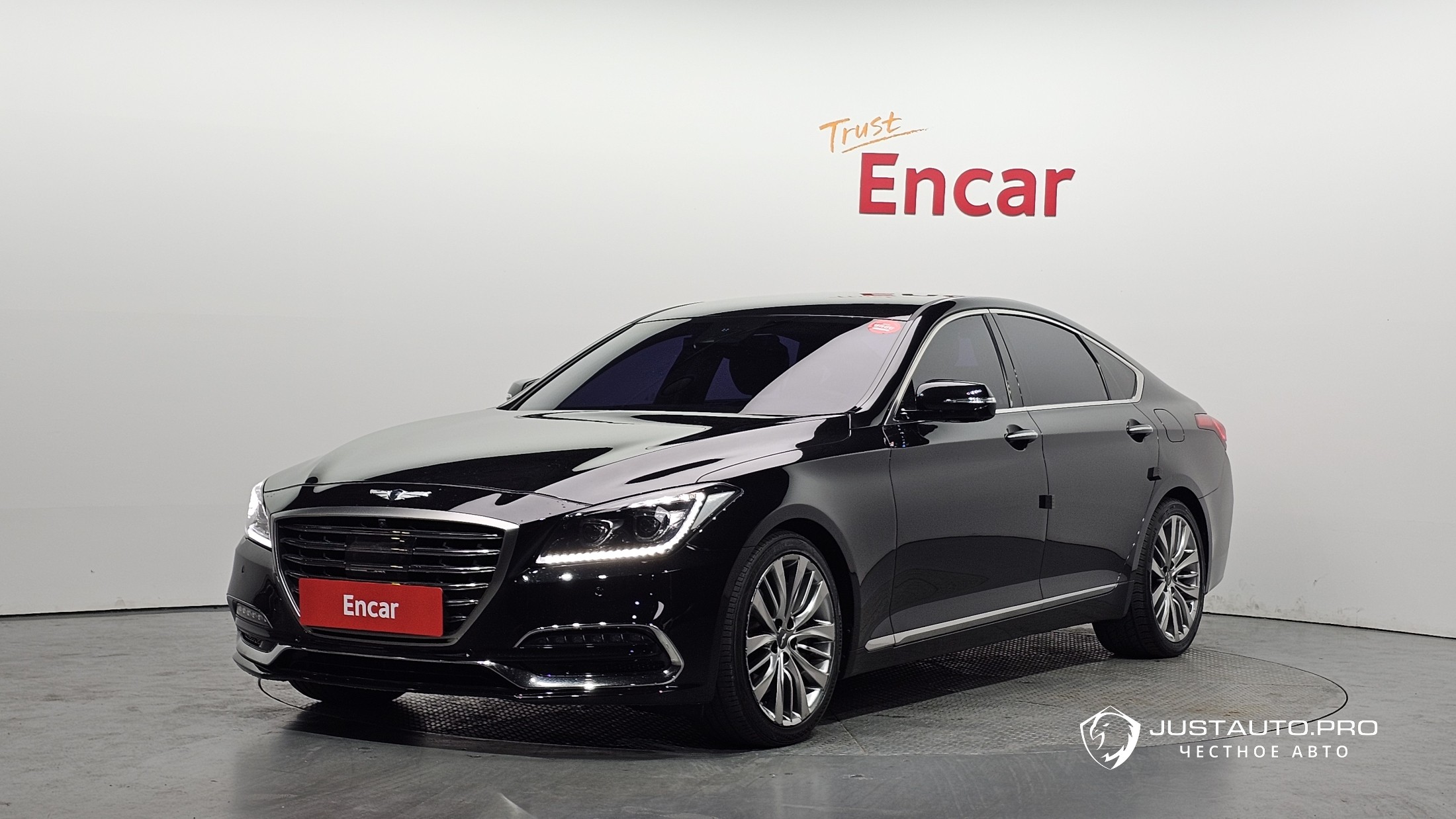 Автомобиль Genesis G80