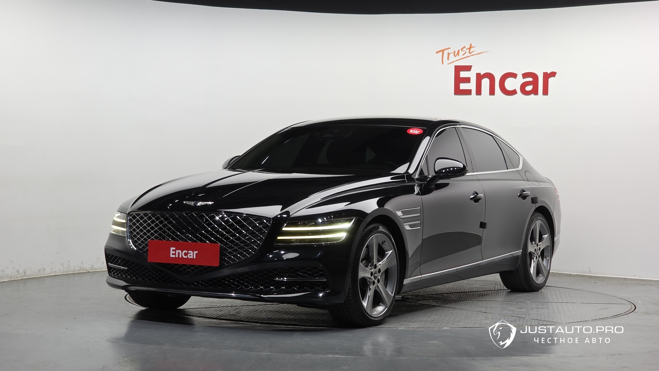 Автомобиль Genesis G80