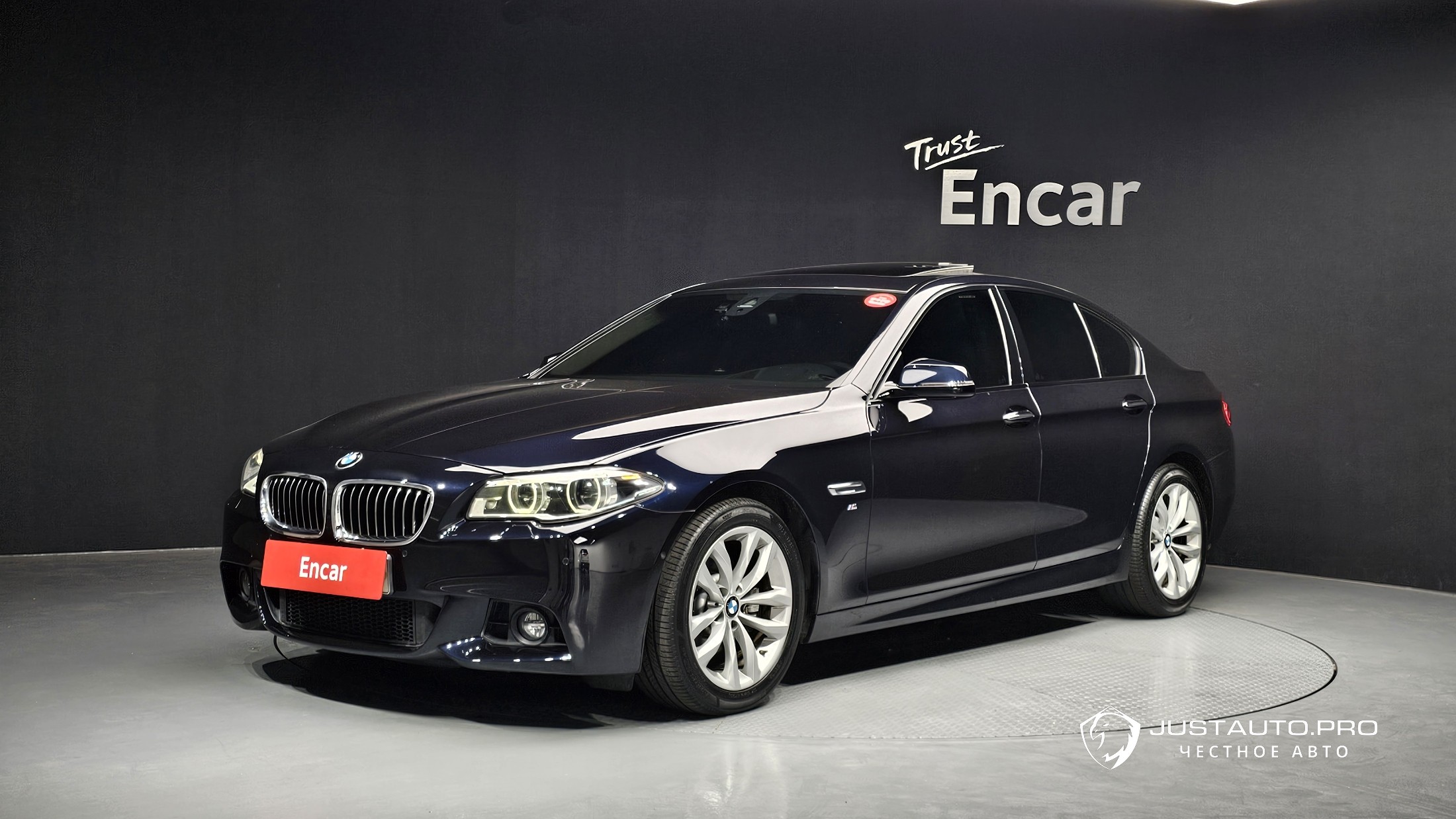 Автомобиль BMW 5-Series