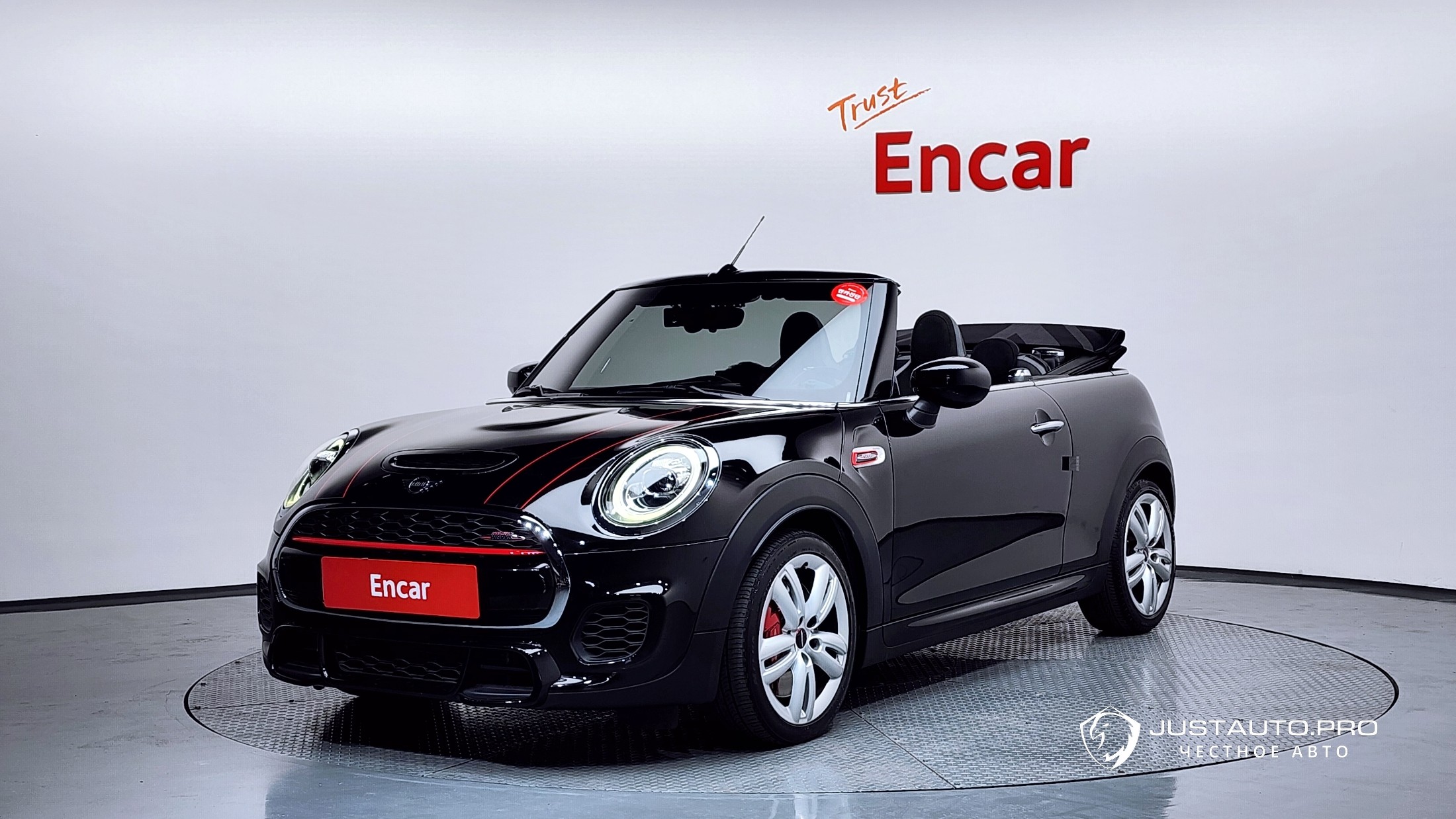 Автомобиль Mini Cooper Convertible