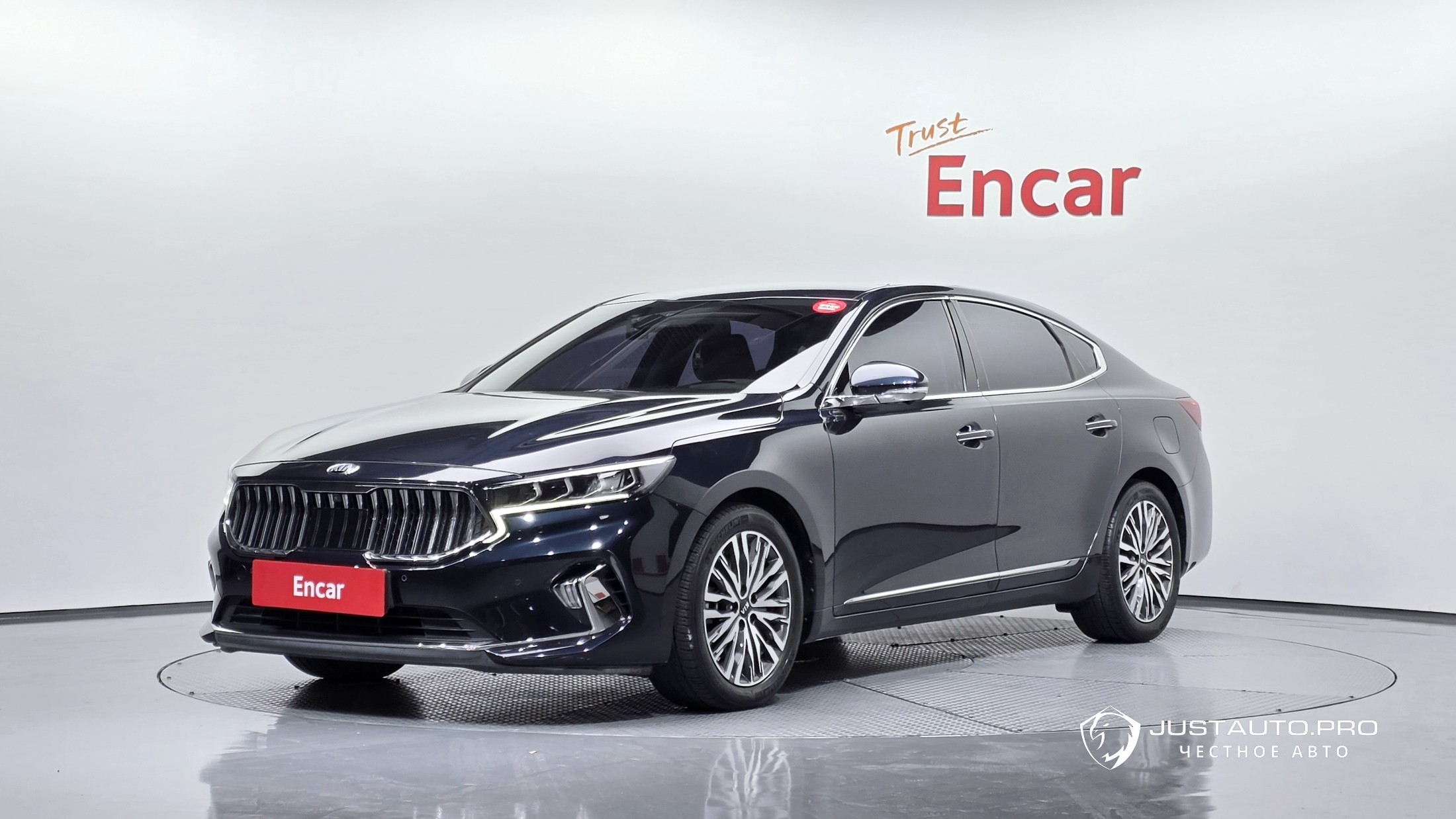 Автомобиль Kia K7