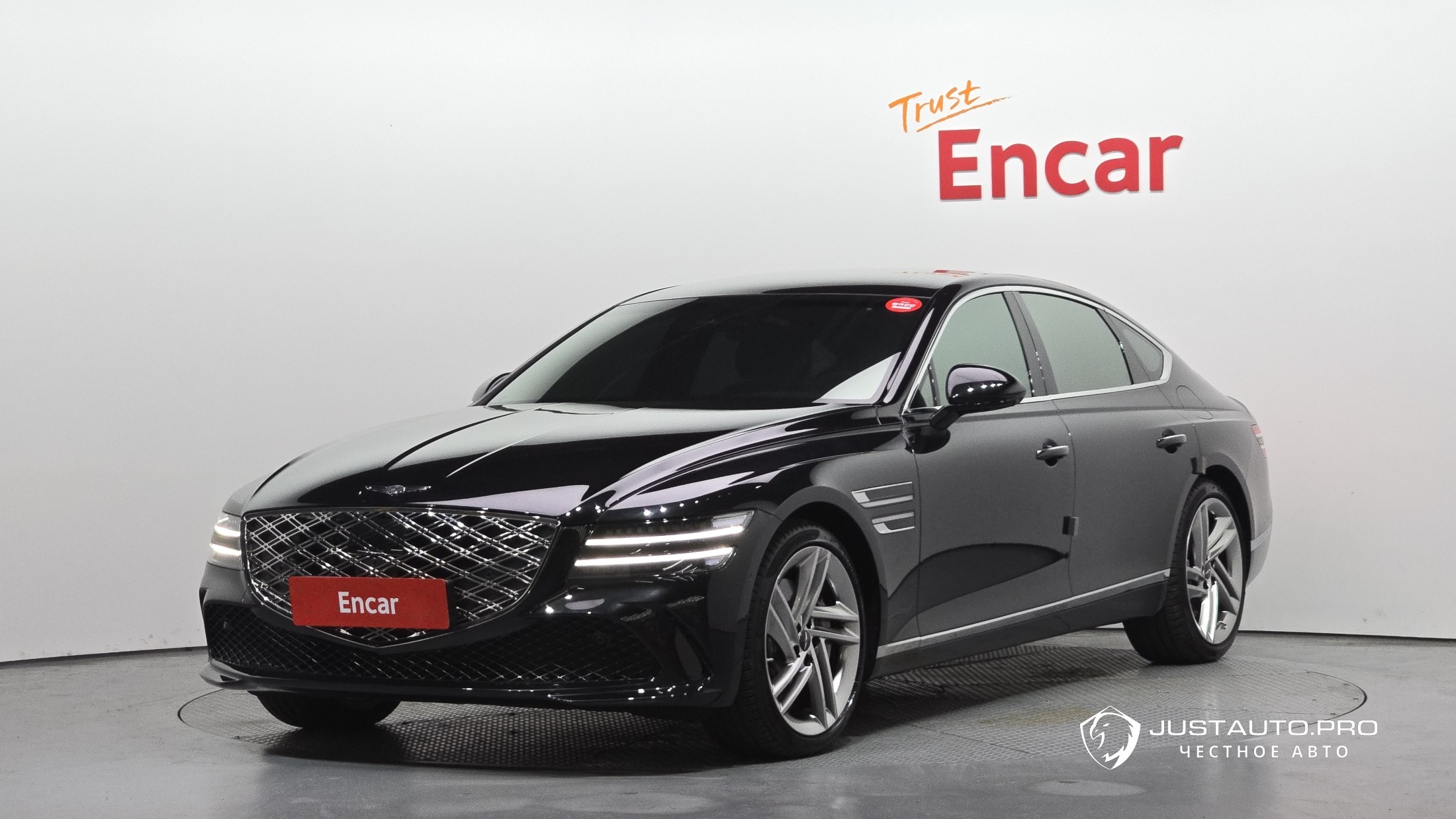 Автомобиль Genesis G80