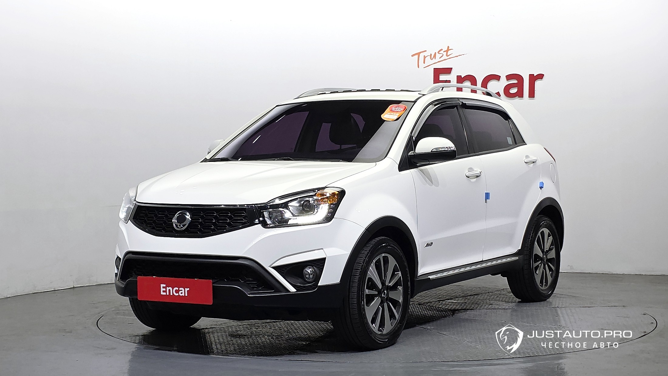 Автомобиль KG_Mobility_Ssangyong KORANDO