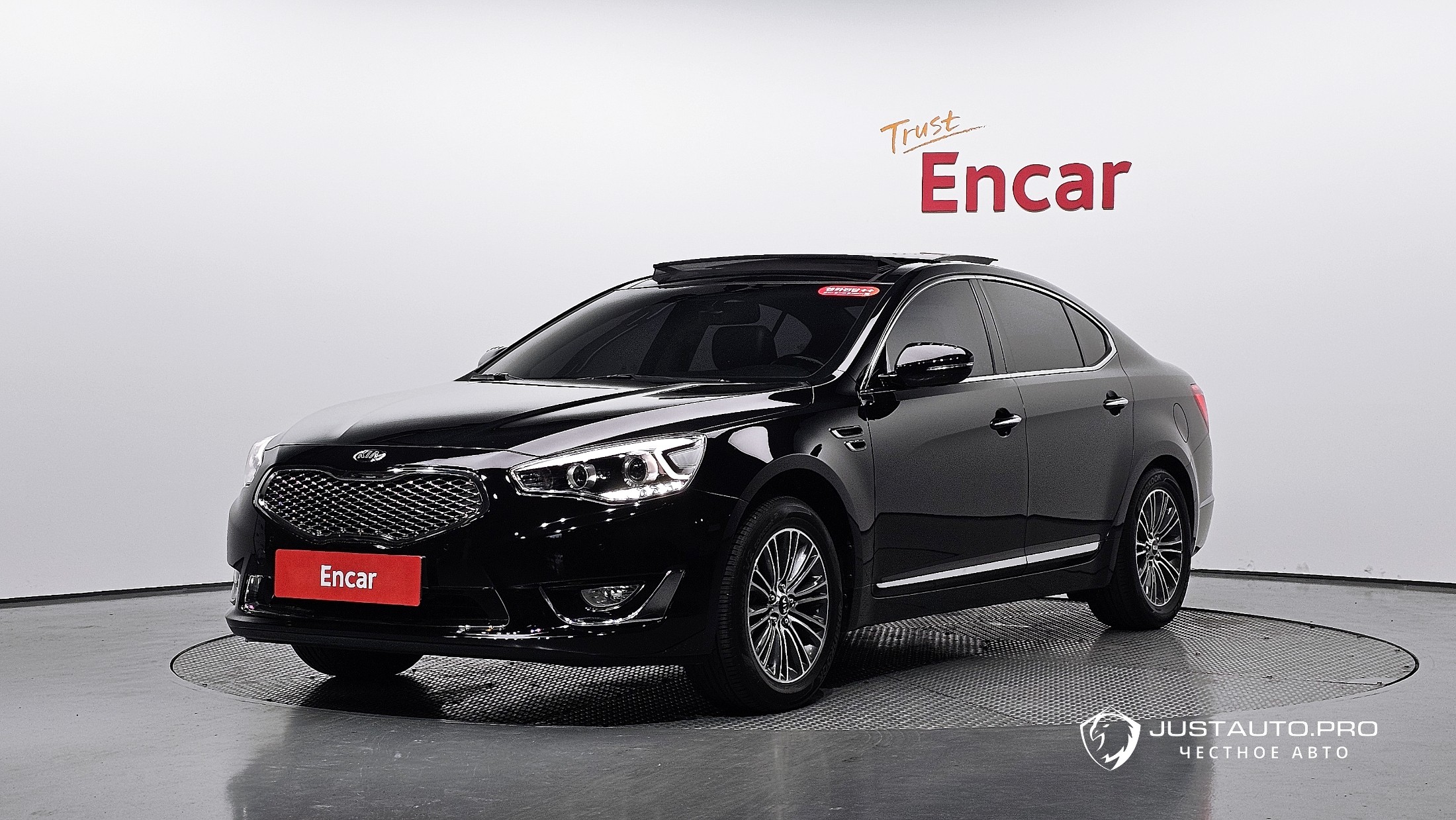 Автомобиль Kia K7