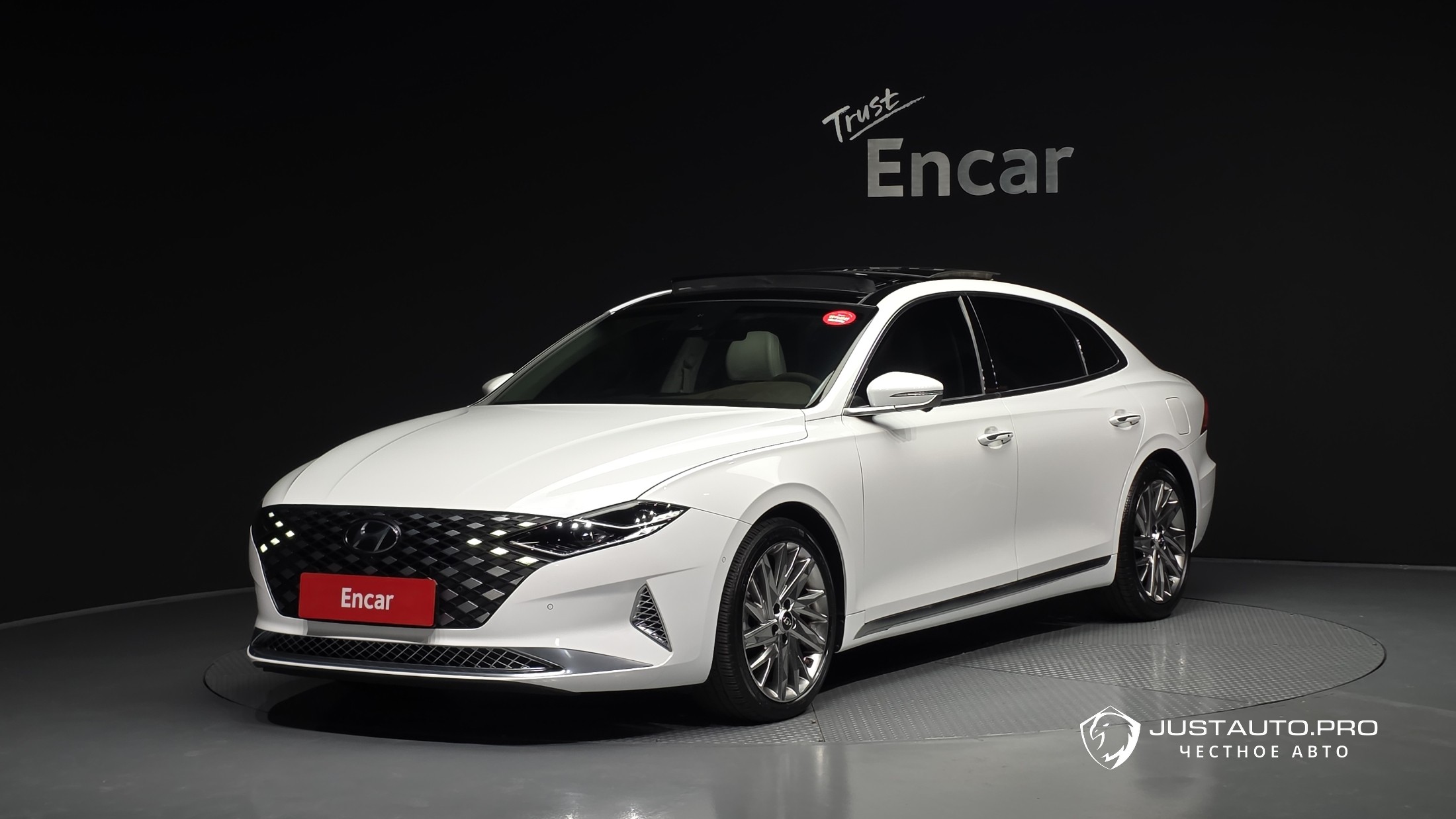 Автомобиль Hyundai Grandeur