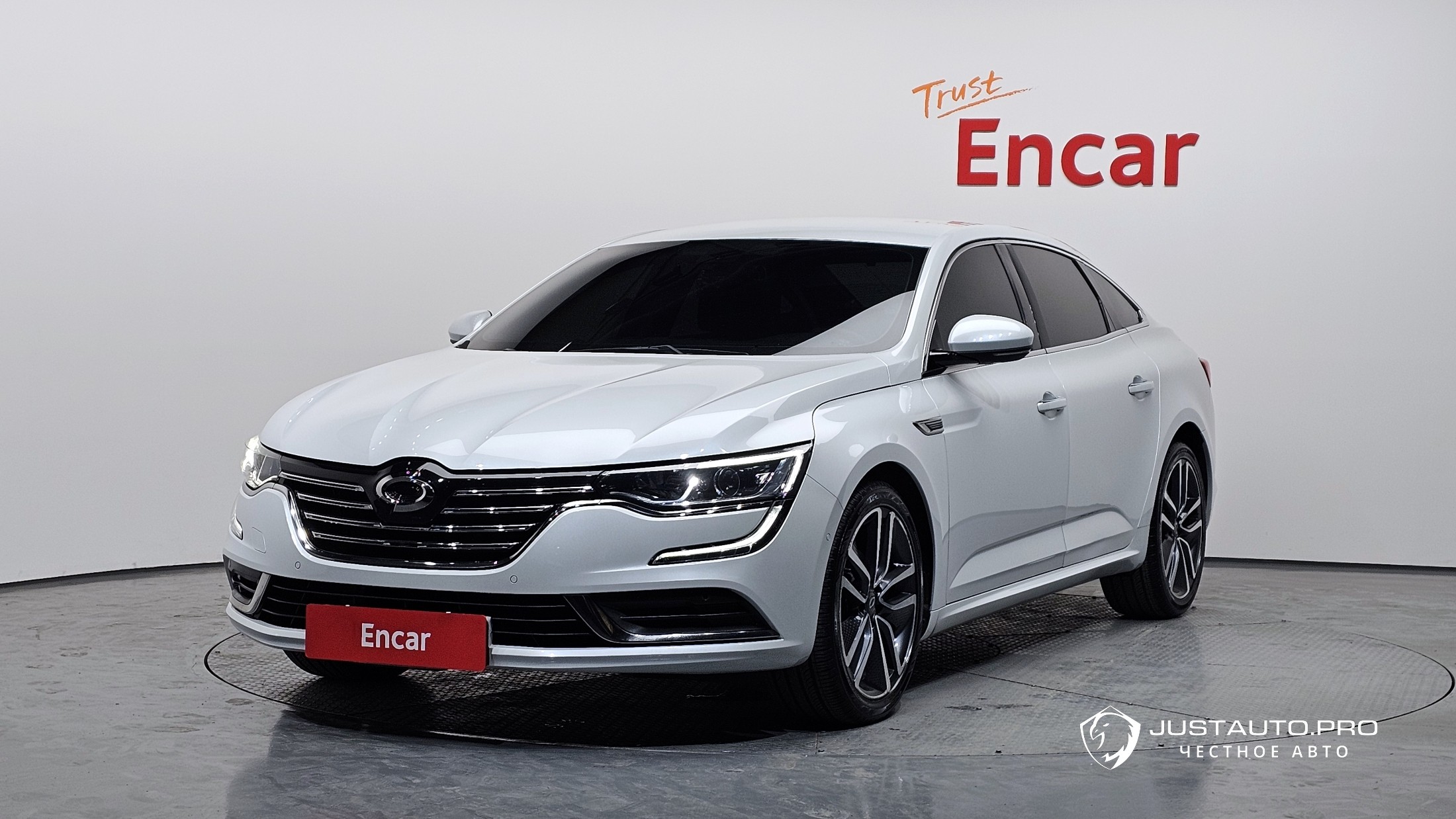 Автомобиль Renault-KoreaSamsung SM6
