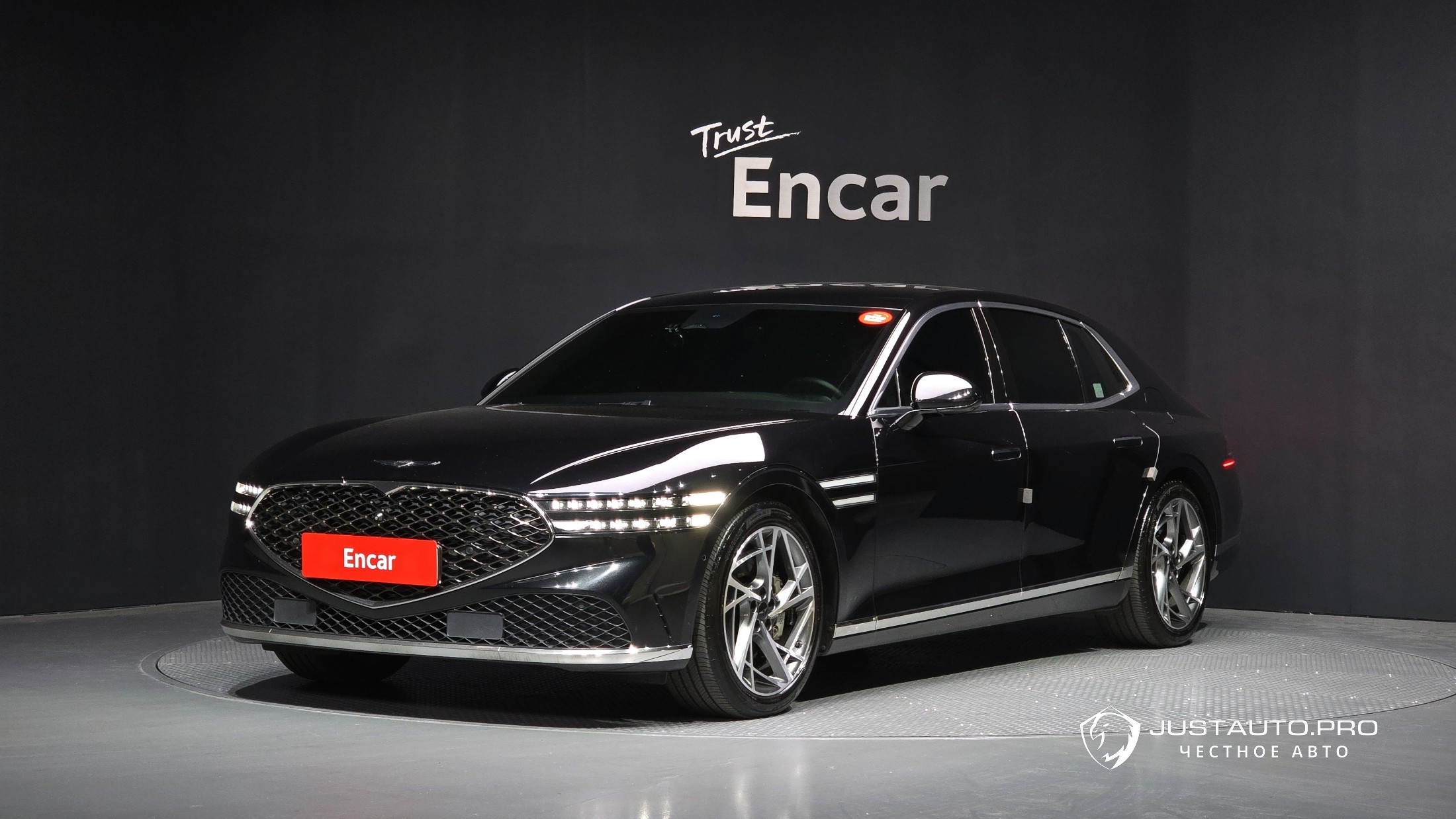 Автомобиль Genesis G90