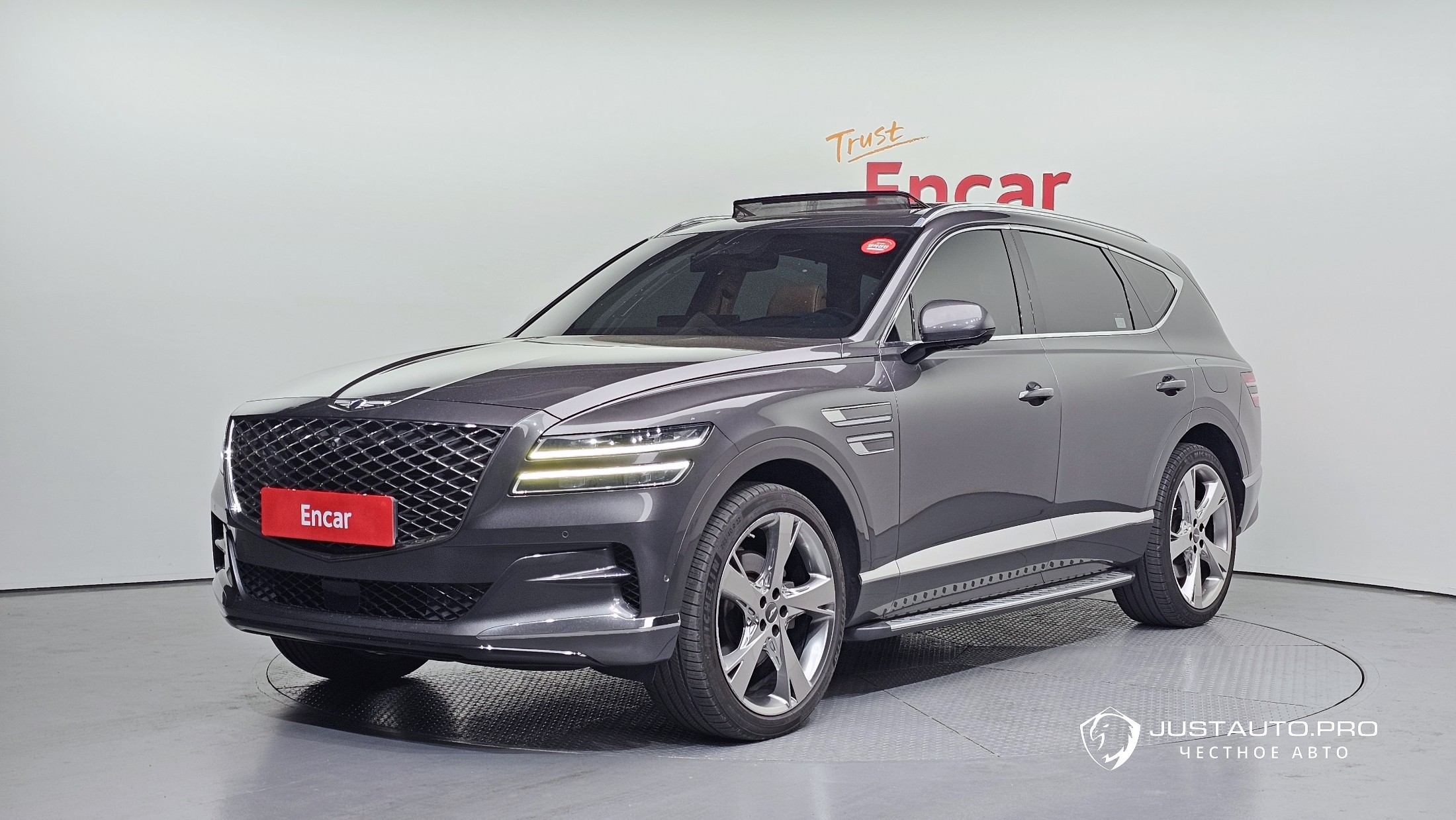 Автомобиль Genesis GV80