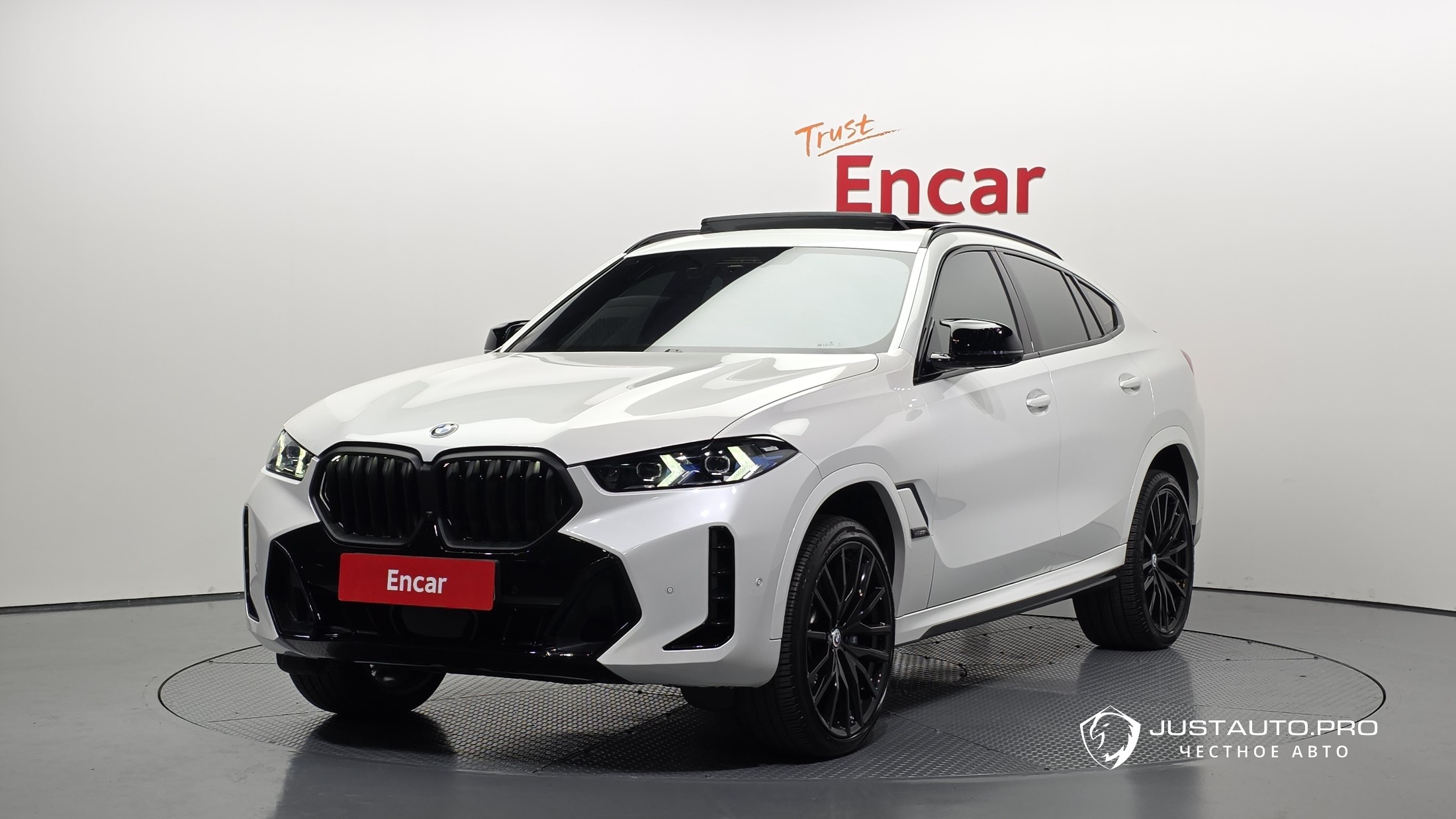 Автомобиль BMW X6