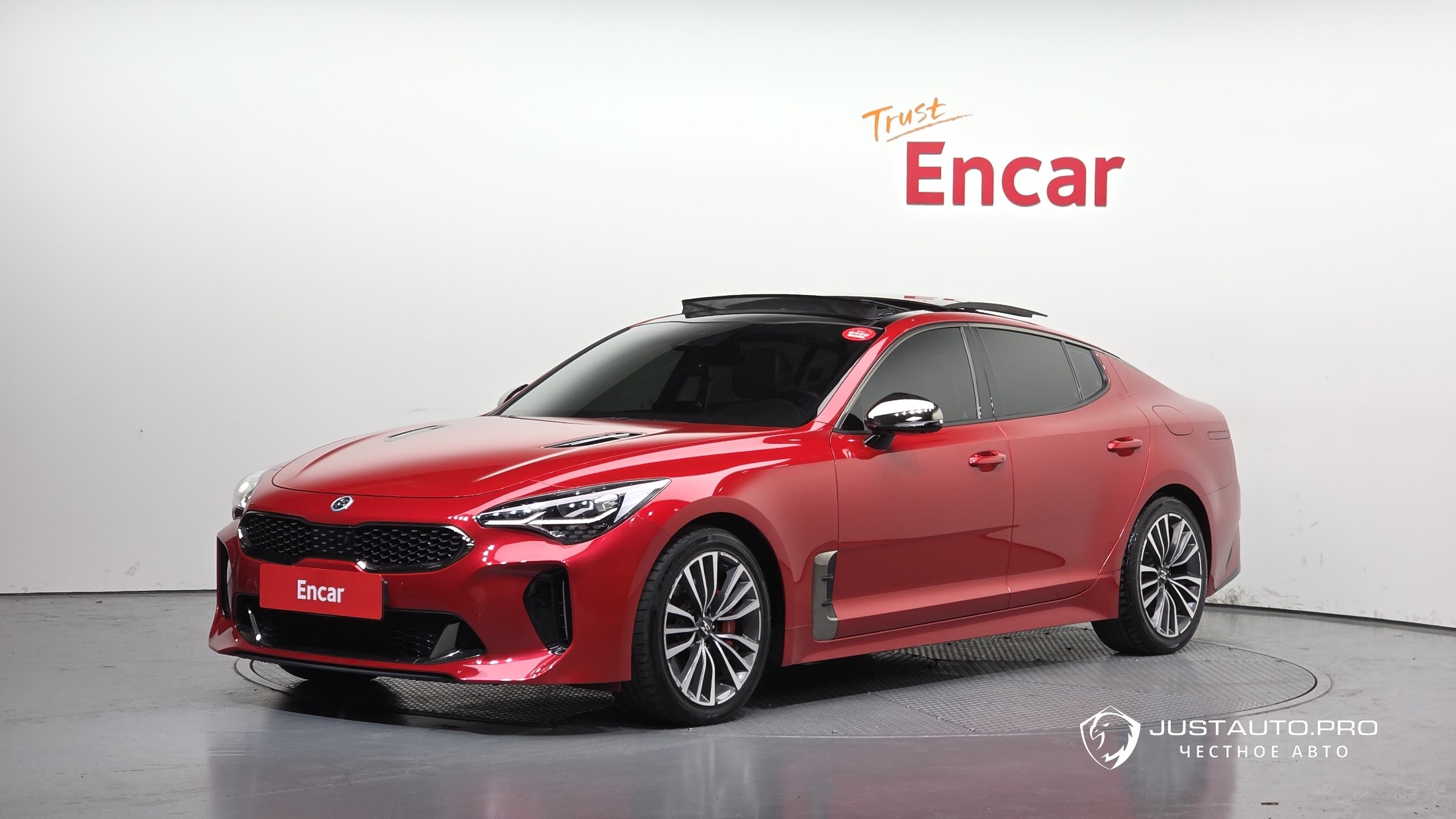 Автомобиль Kia Stinger