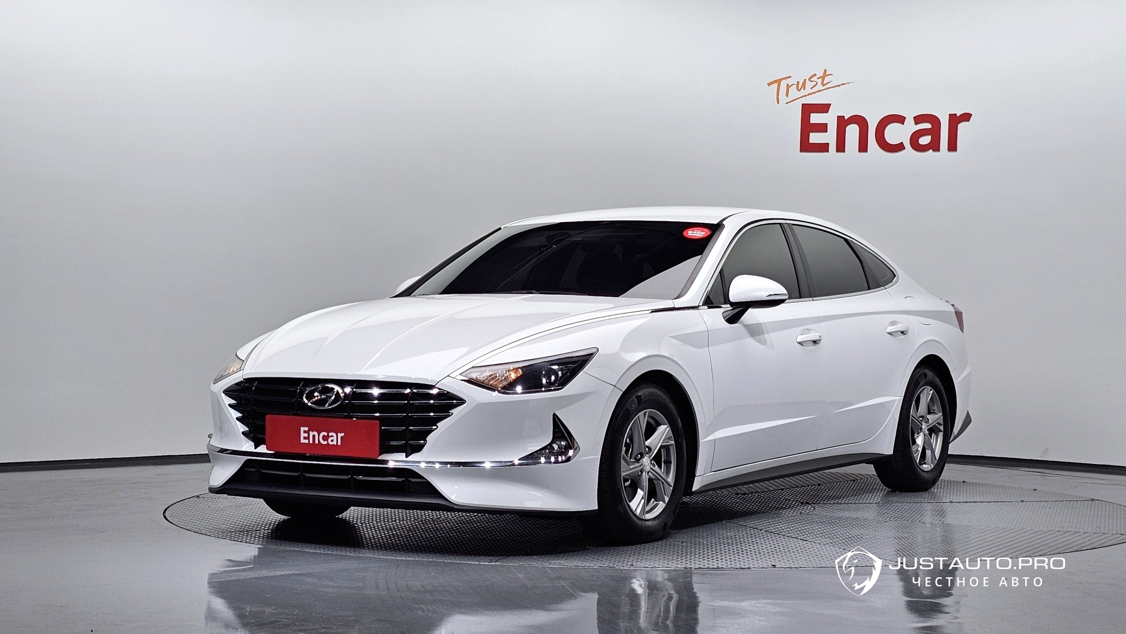 Автомобиль Hyundai Sonata