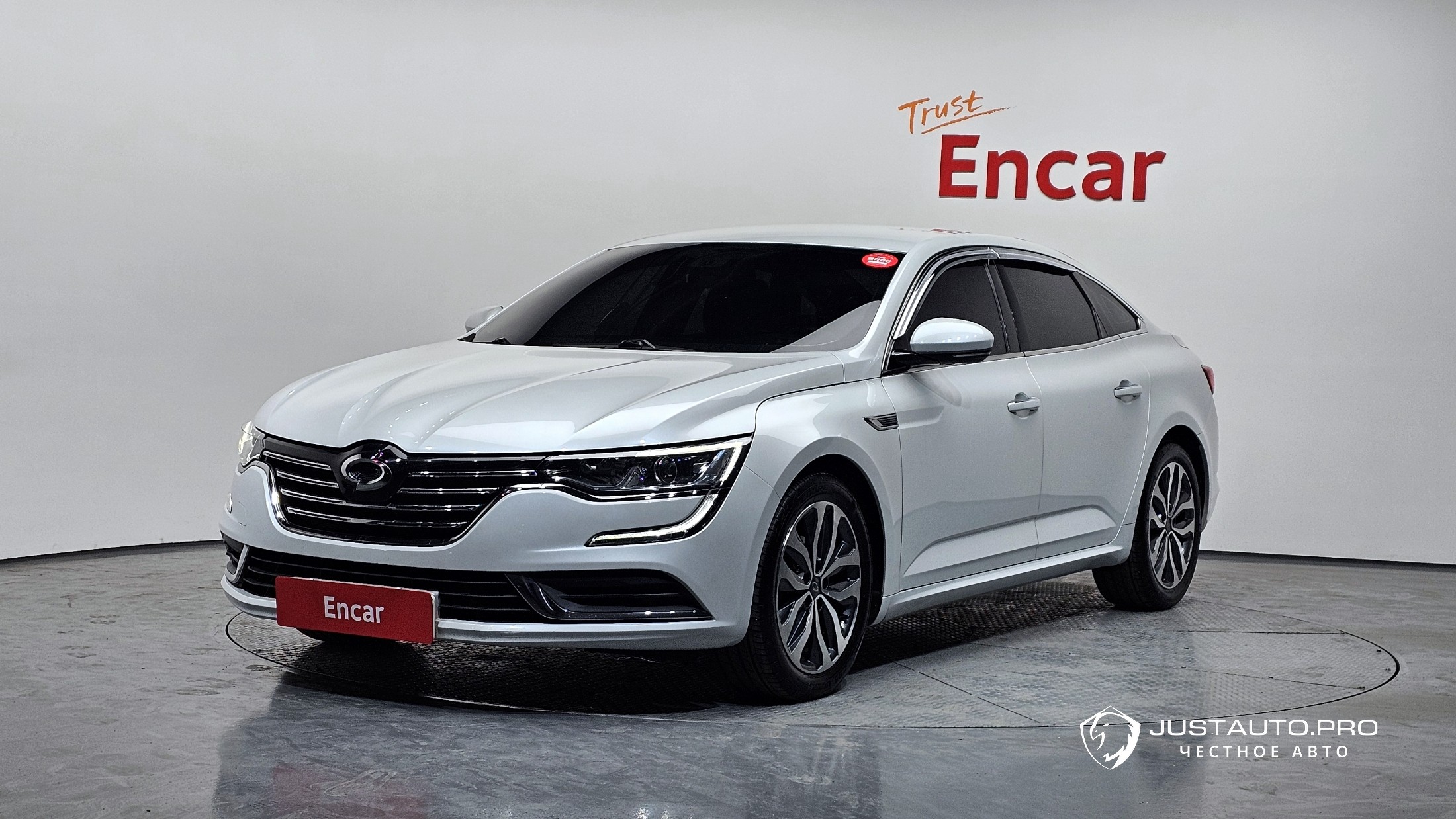 Автомобиль Renault-KoreaSamsung SM6