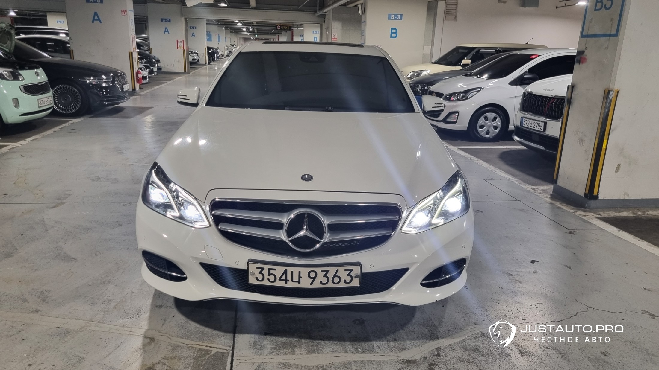 Автомобиль Mercedes-Benz E-Class