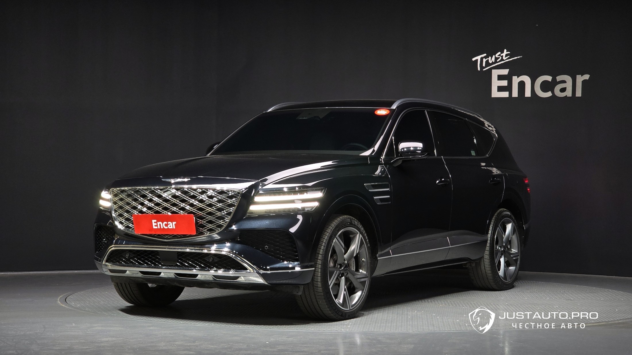 Автомобиль Genesis GV80