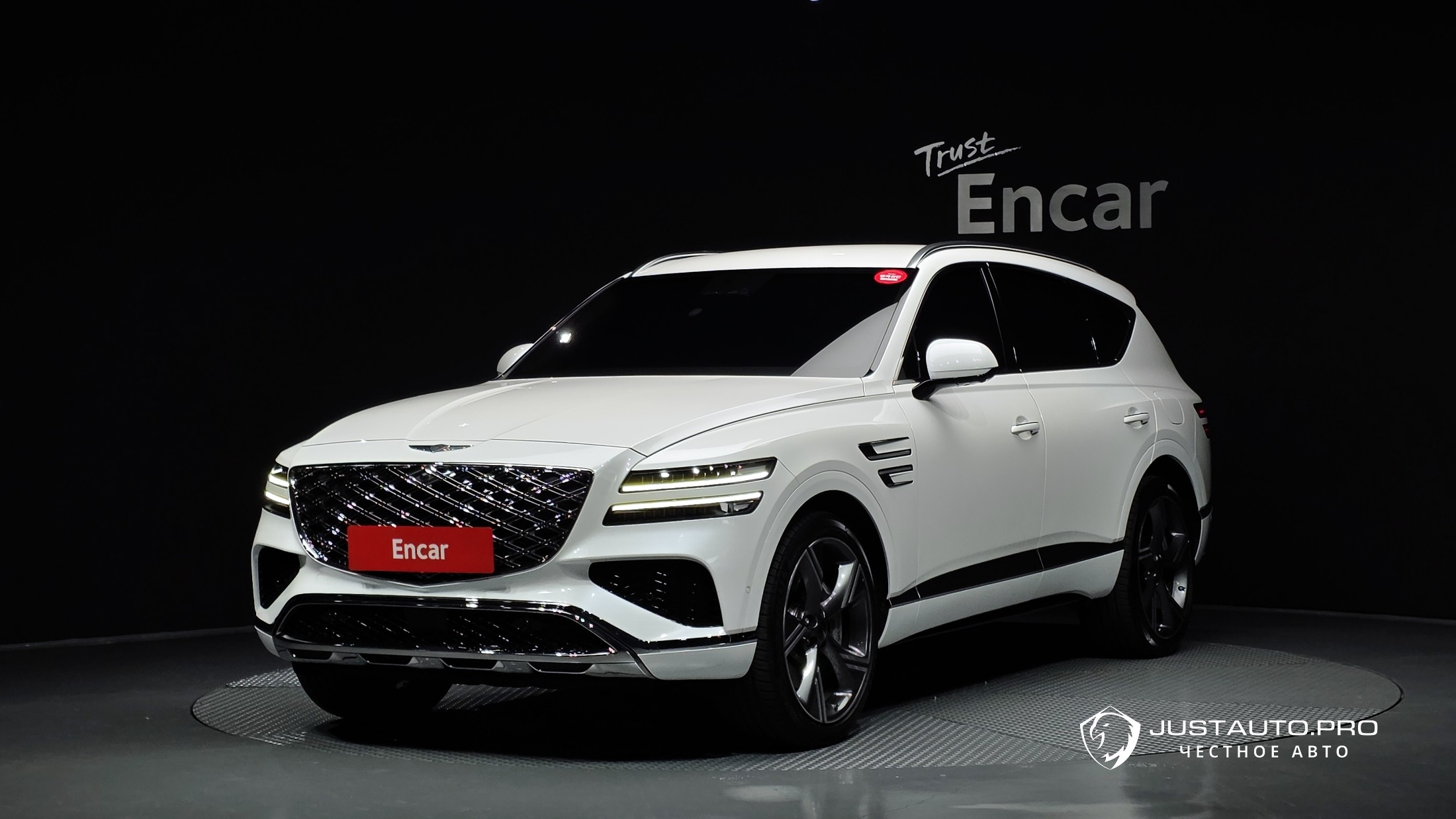 Автомобиль Genesis GV80