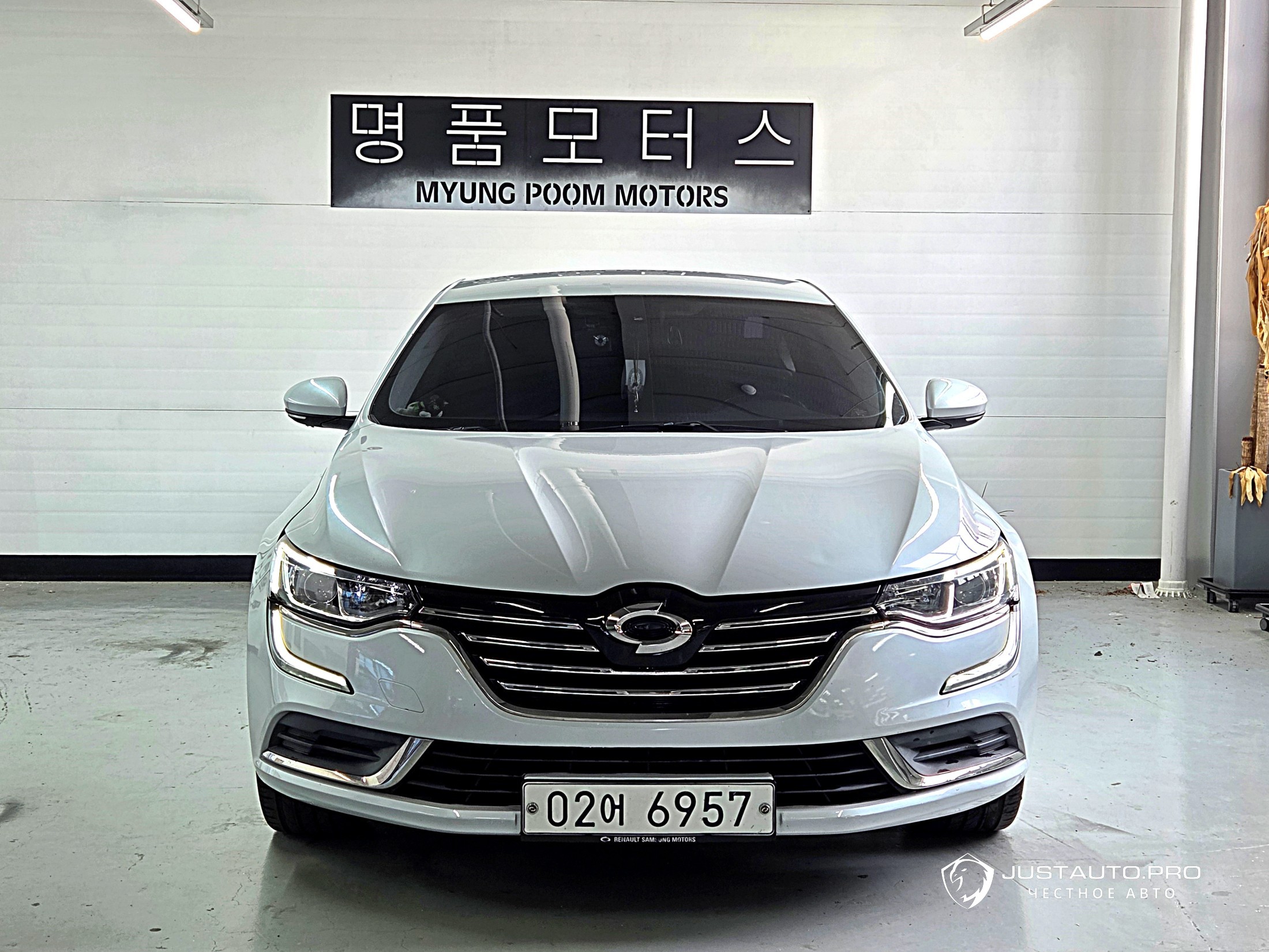Автомобиль Renault-KoreaSamsung SM6