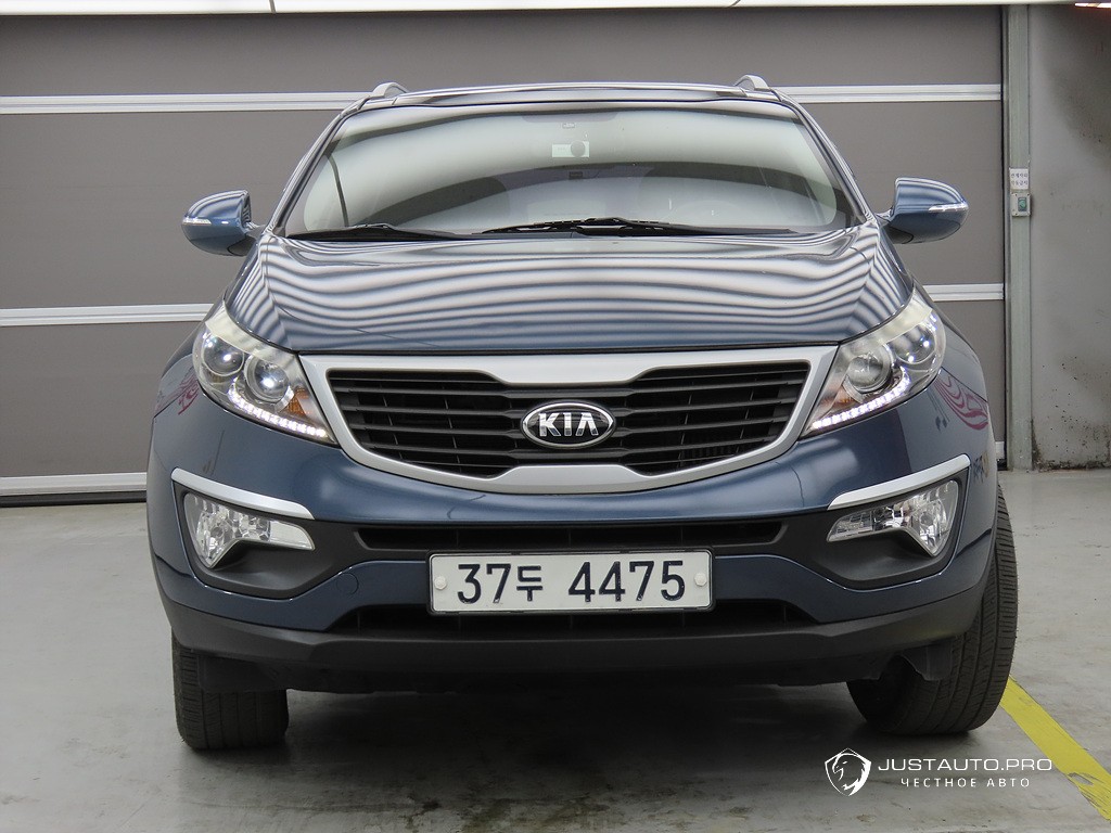 Автомобиль Kia Sportage