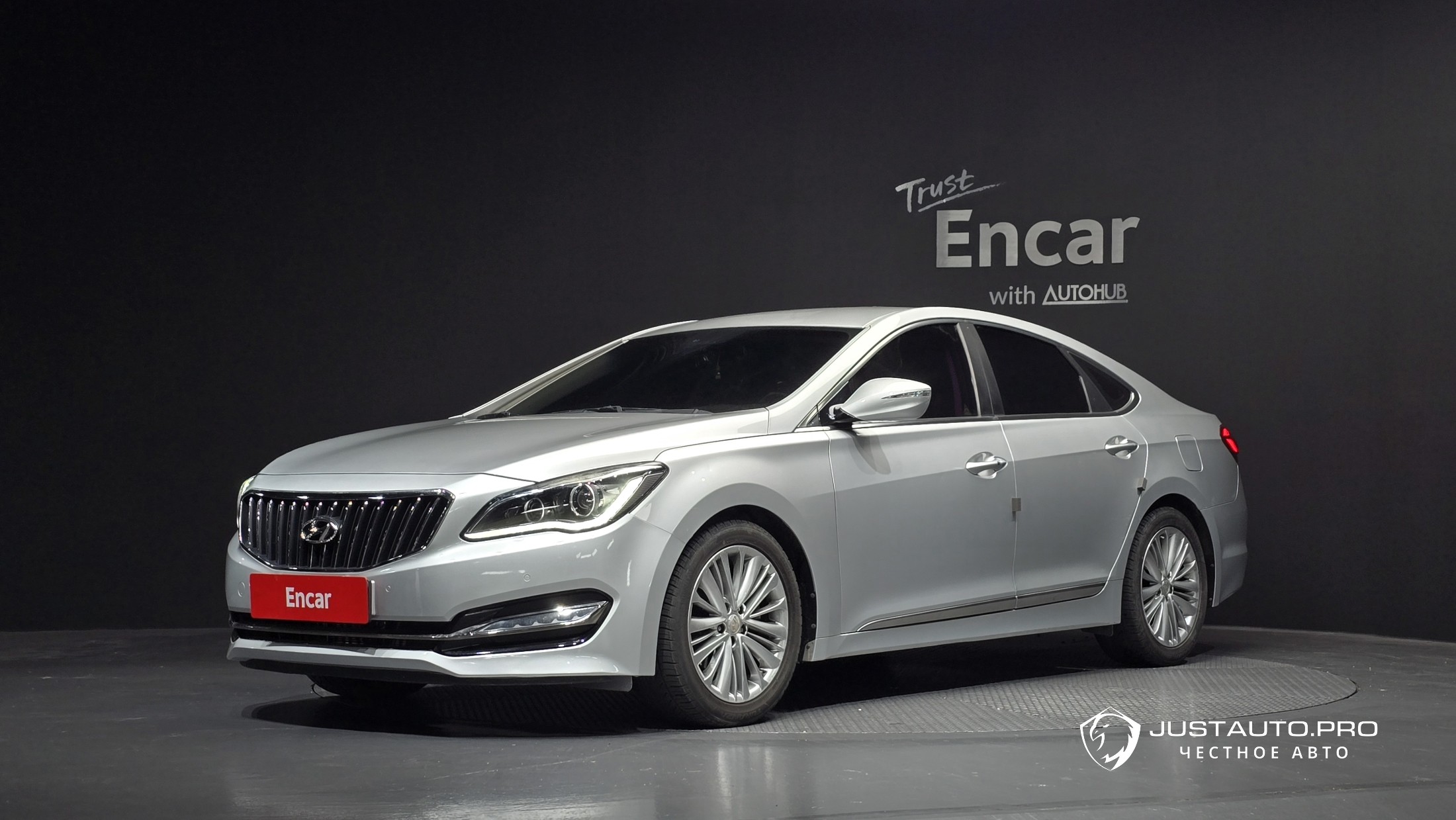 Автомобиль Hyundai Aslan