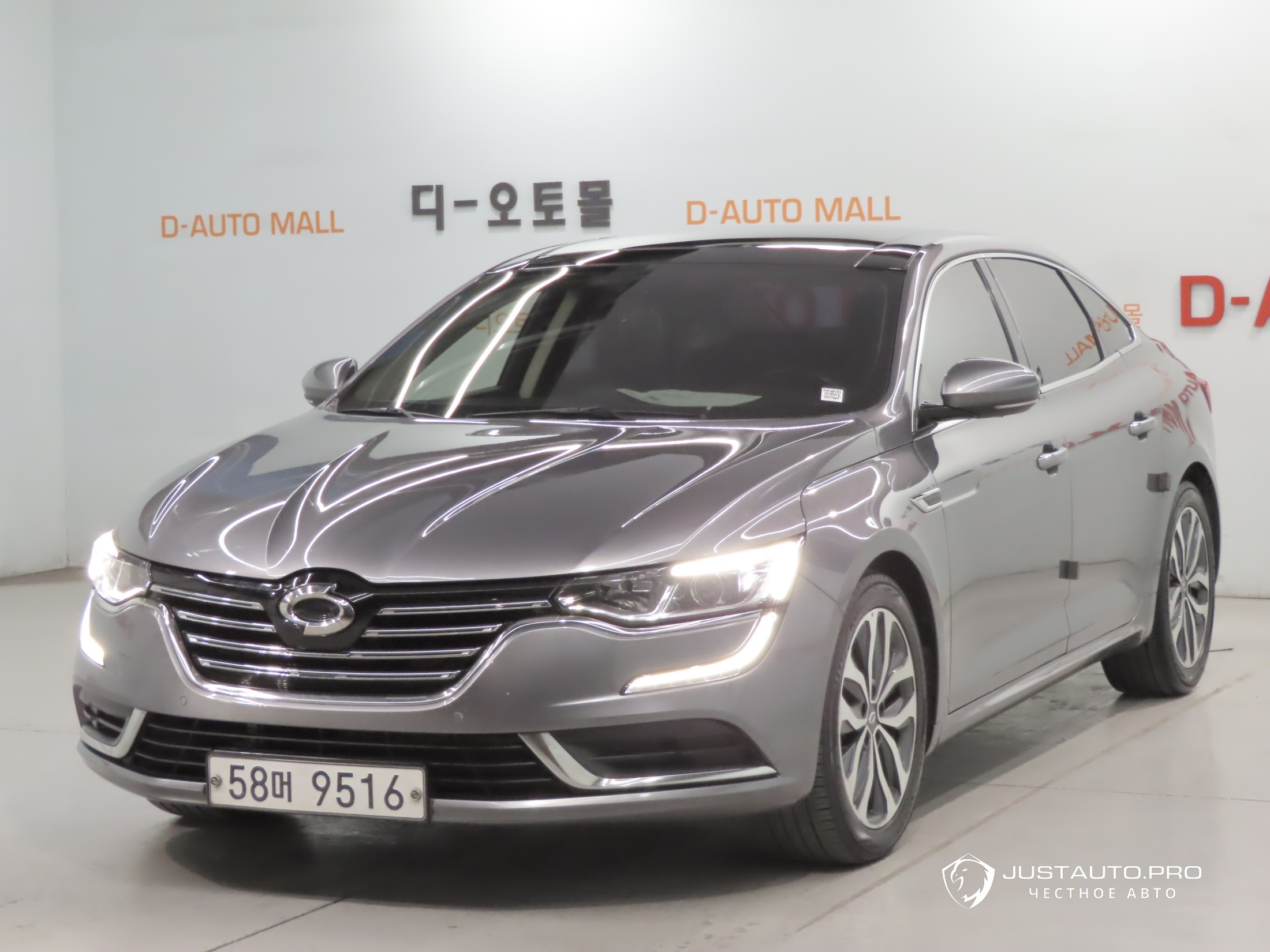Автомобиль Renault-KoreaSamsung SM6