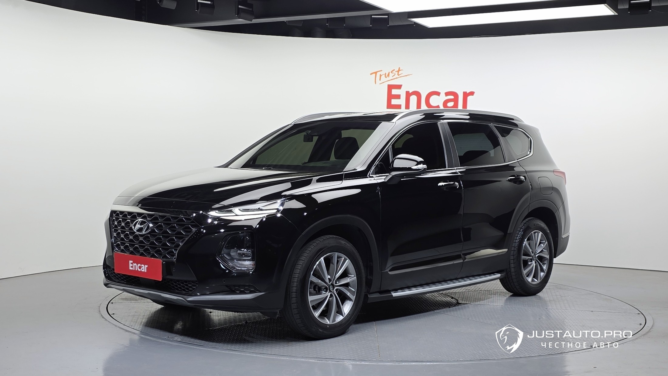 Автомобиль Hyundai Santafe