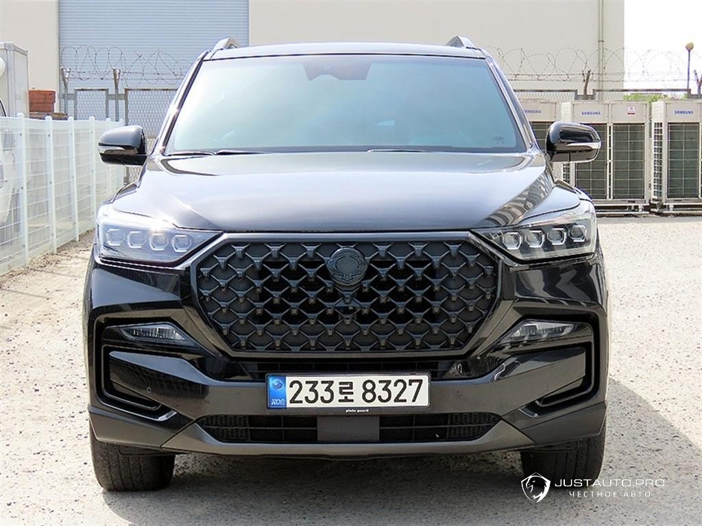 Автомобиль KG_Mobility_Ssangyong Rexton