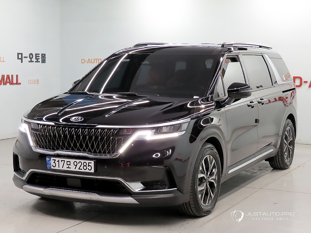 Автомобиль Kia Canival