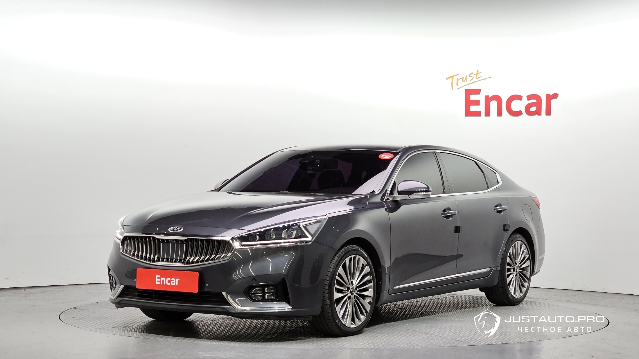 Автомобиль Kia K7