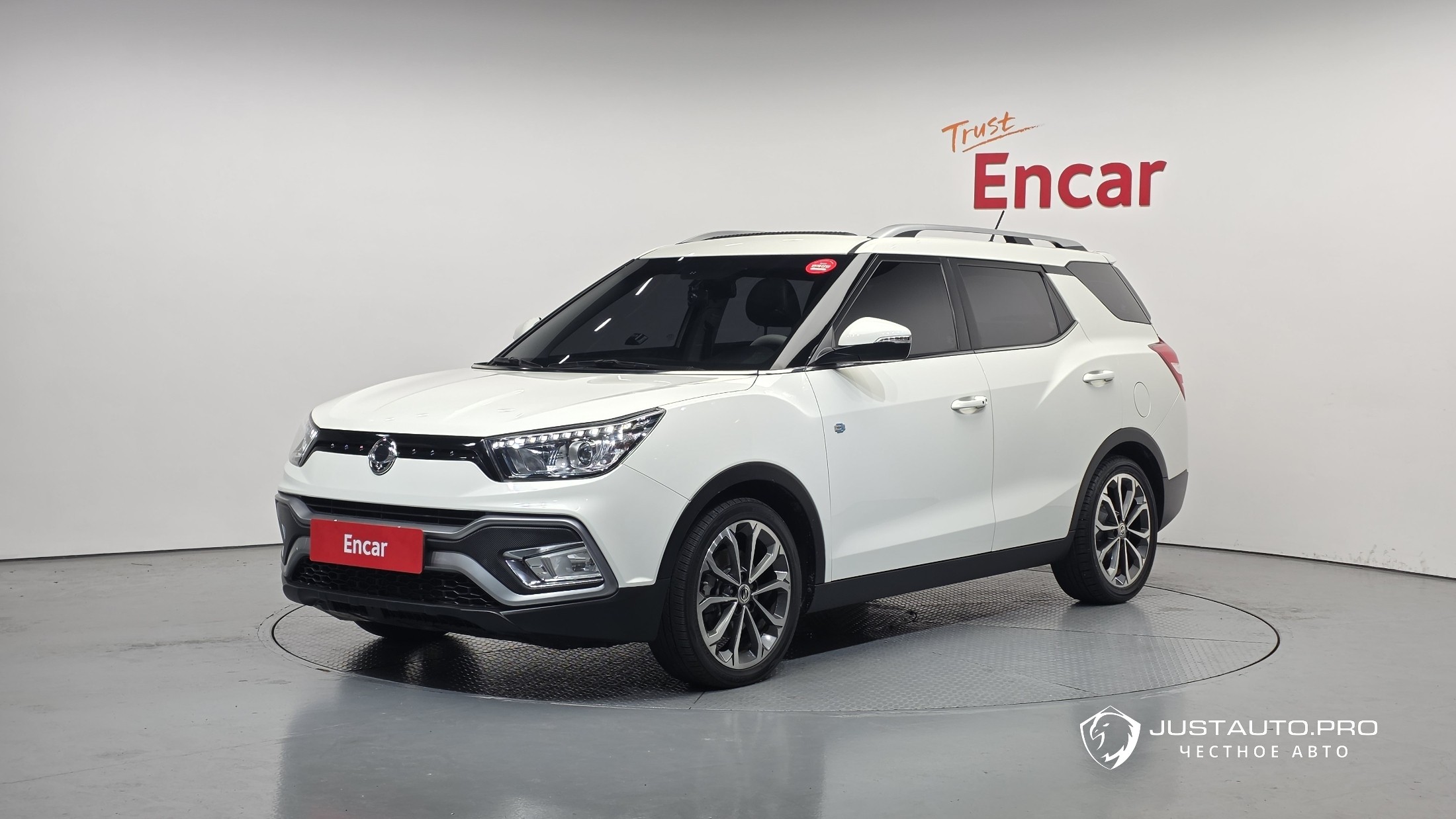 Автомобиль KG_Mobility_Ssangyong TIBOLI