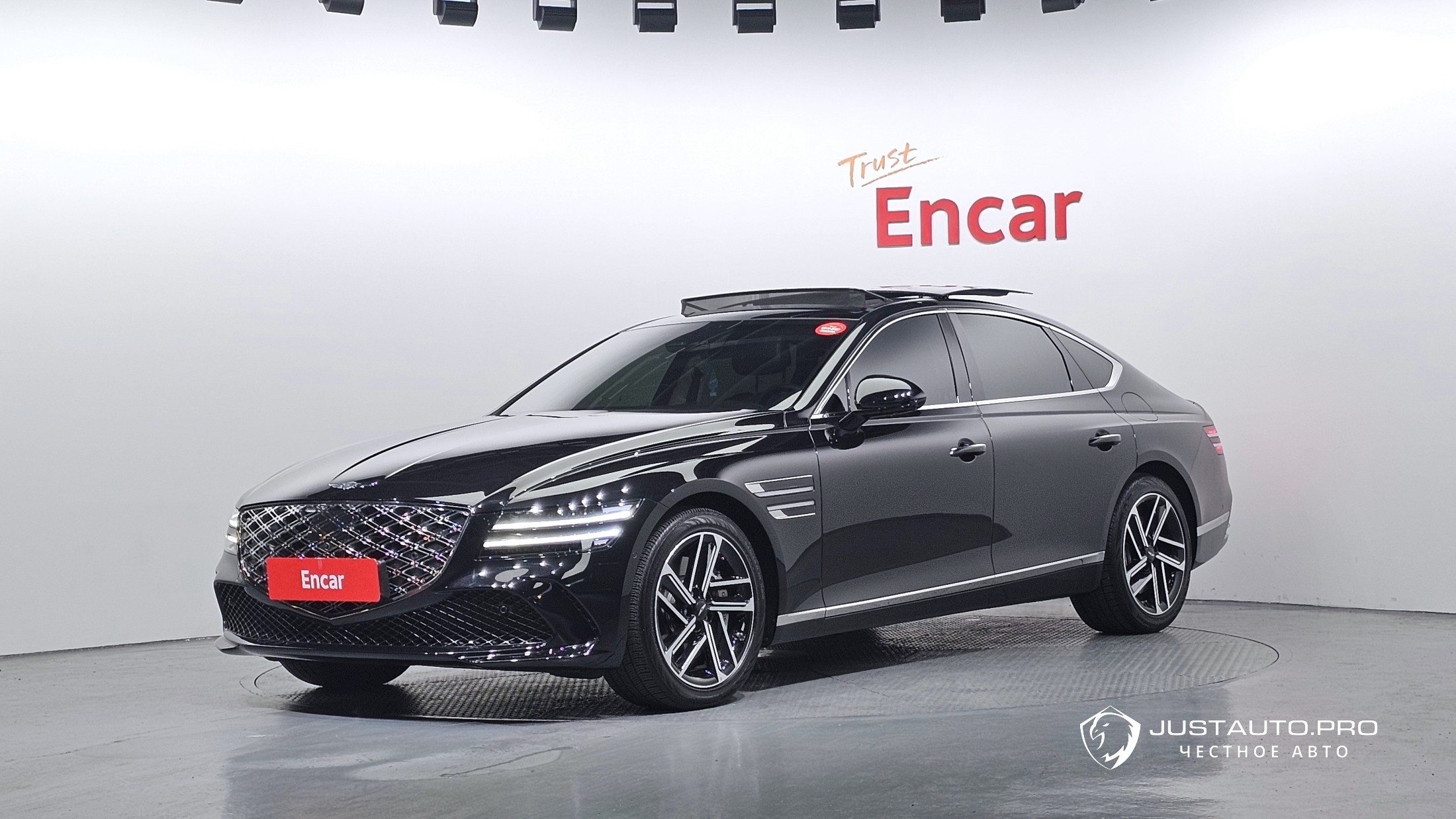 Автомобиль Genesis G80
