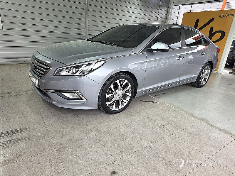 Автомобиль Hyundai Sonata