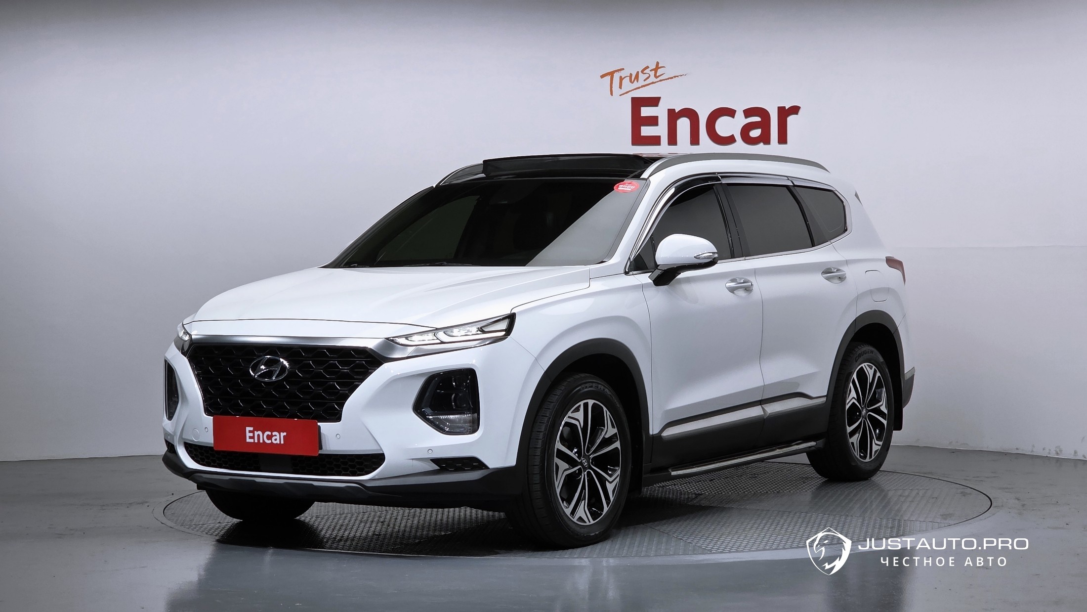 Автомобиль Hyundai Santafe