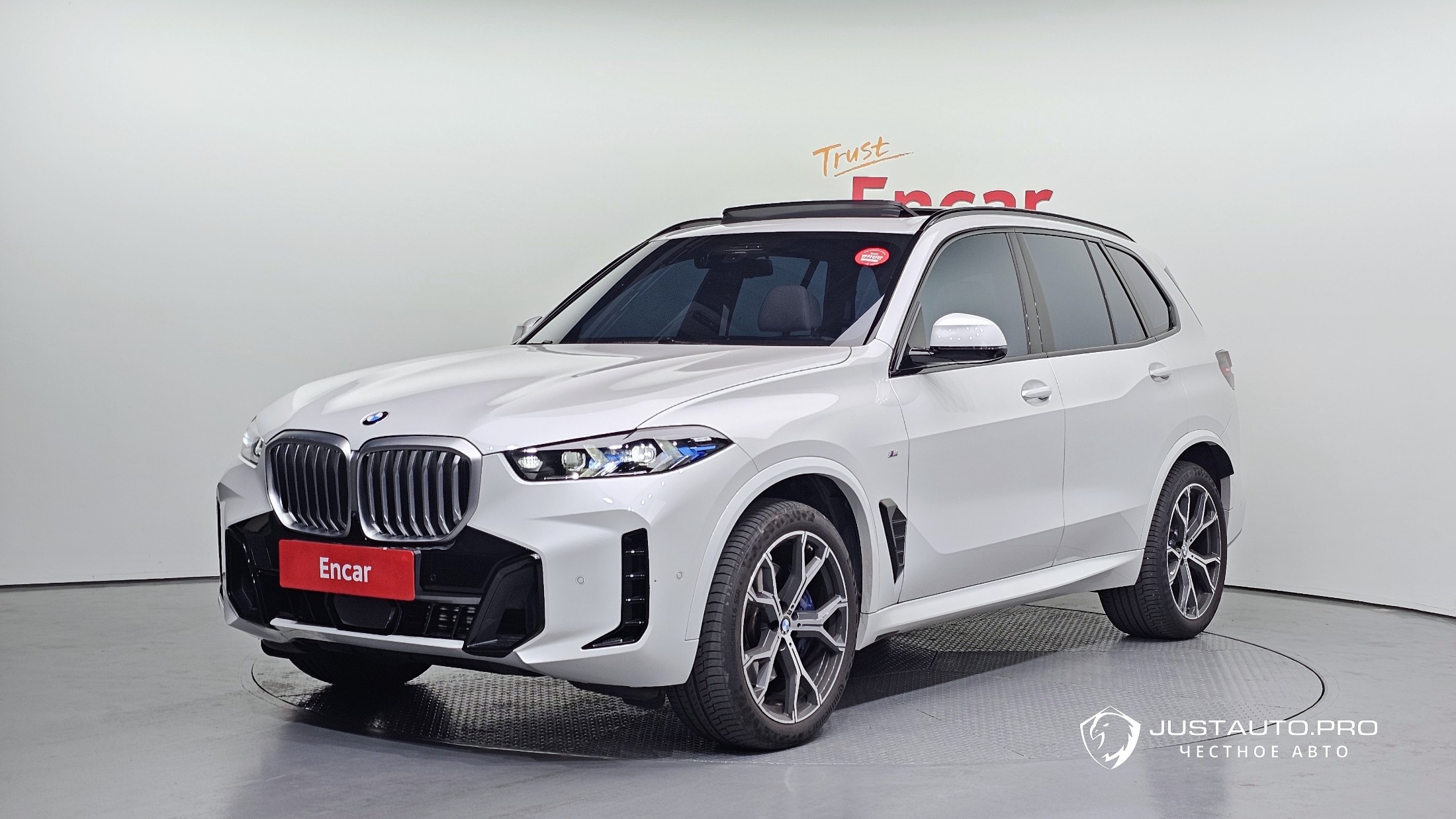 Автомобиль BMW X5