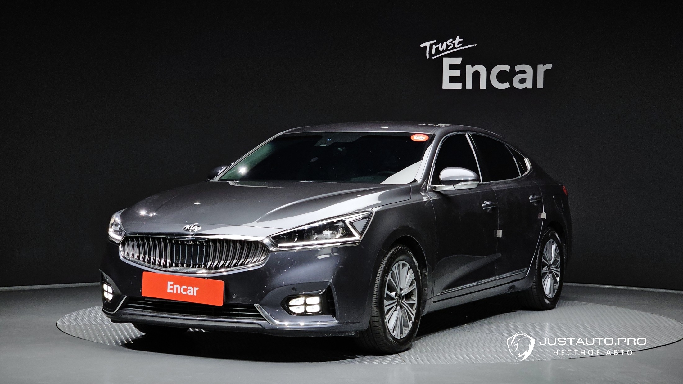 Автомобиль Kia K7