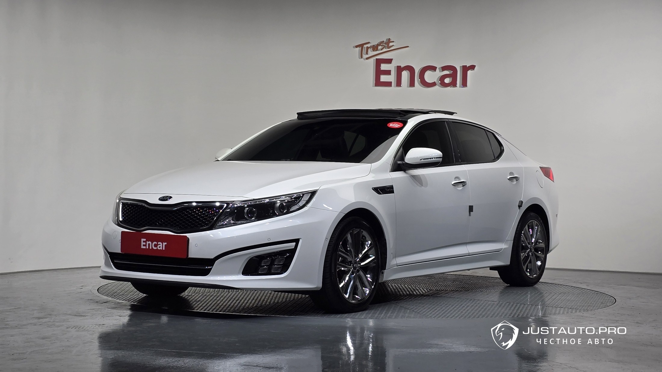 Автомобиль Kia K5