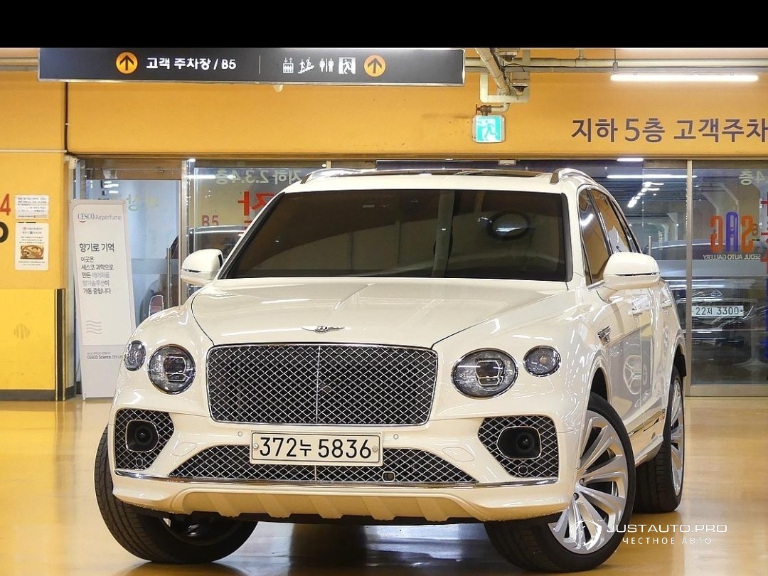Автомобиль Bentley Bentayga