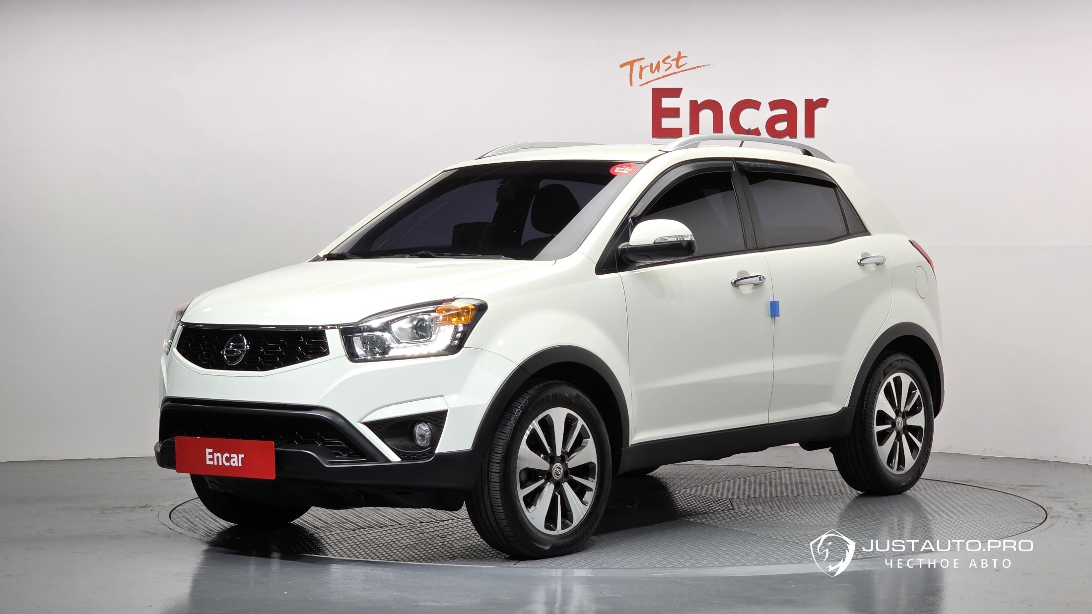 Автомобиль KG_Mobility_Ssangyong KORANDO