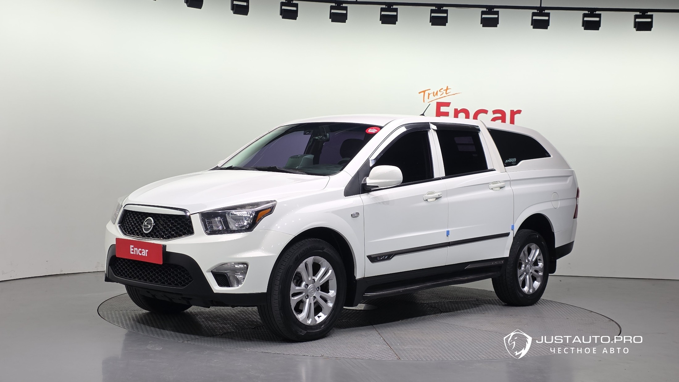 Автомобиль KG_Mobility_Ssangyong KORANDO