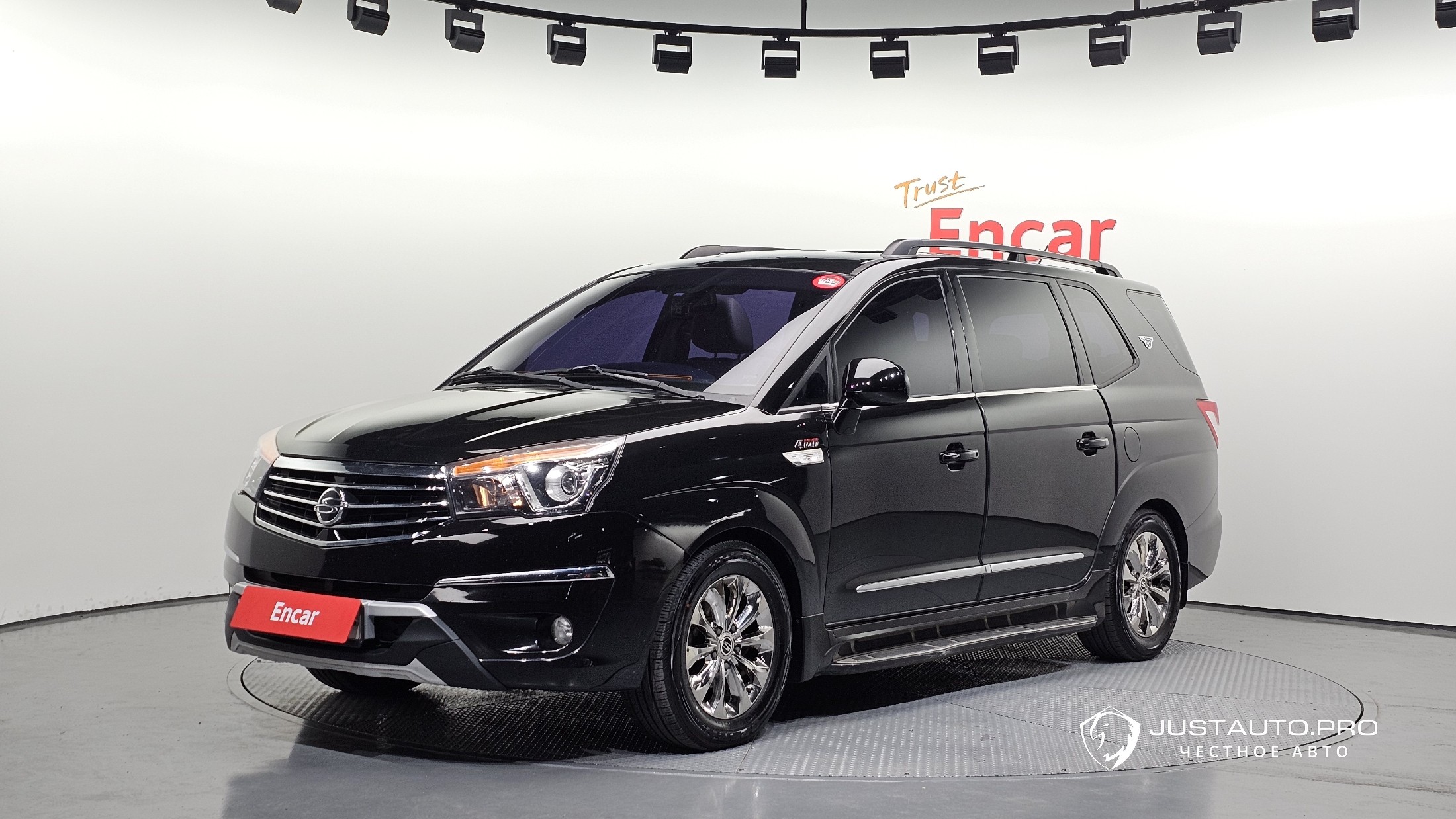 Автомобиль KG_Mobility_Ssangyong KORANDO