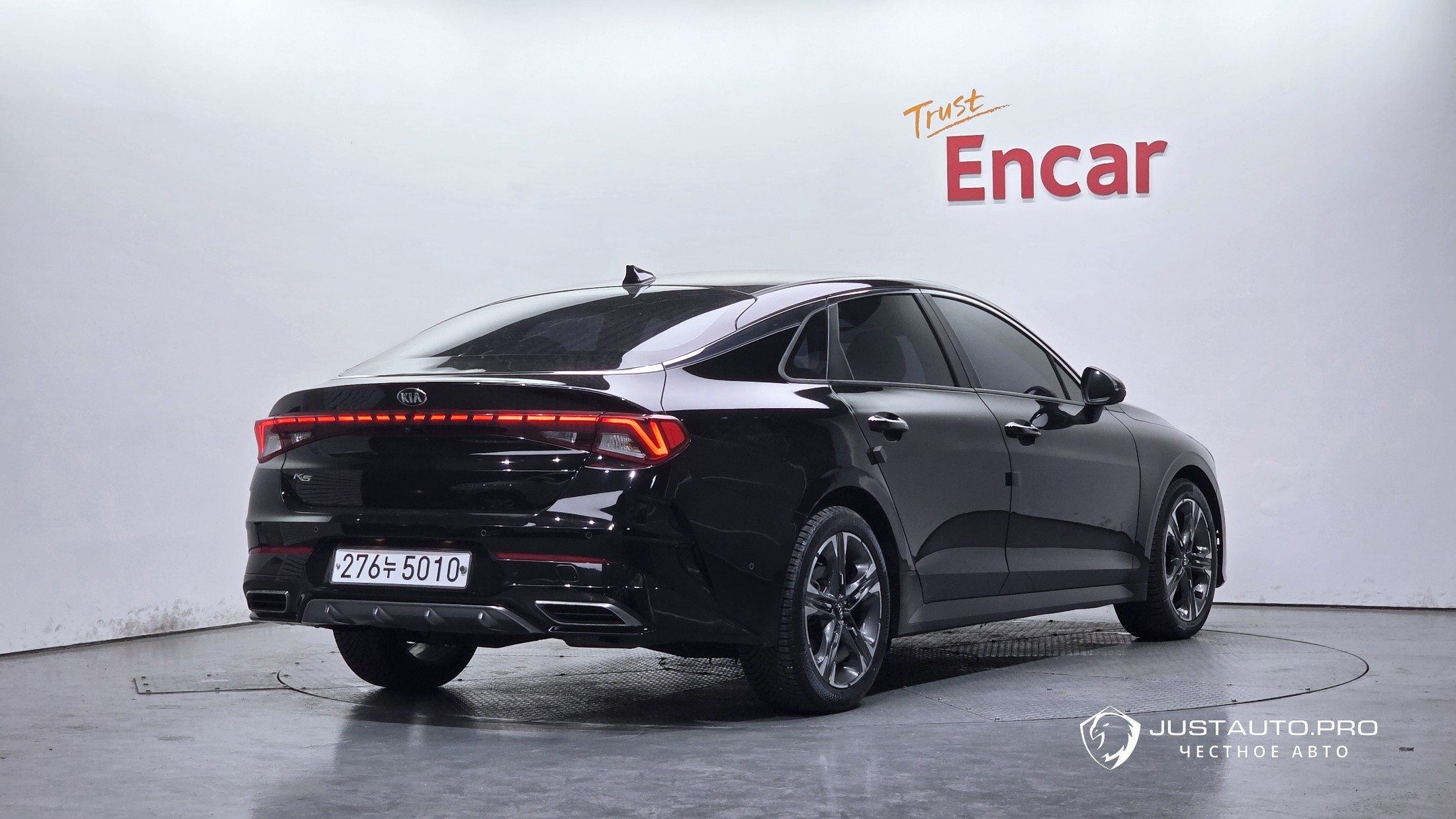 Автомобиль Kia K5