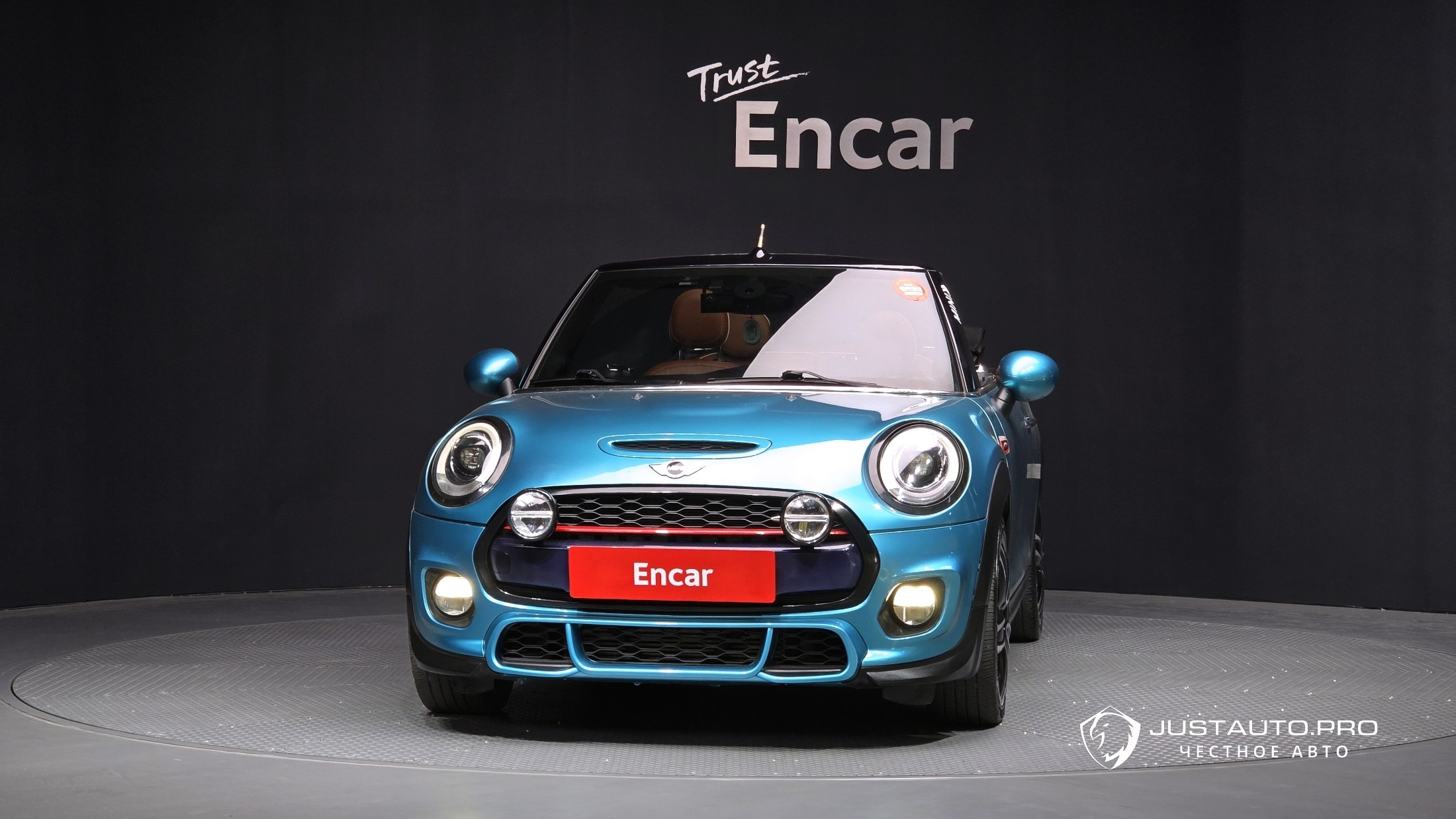 Автомобиль Mini Cooper Convertible
