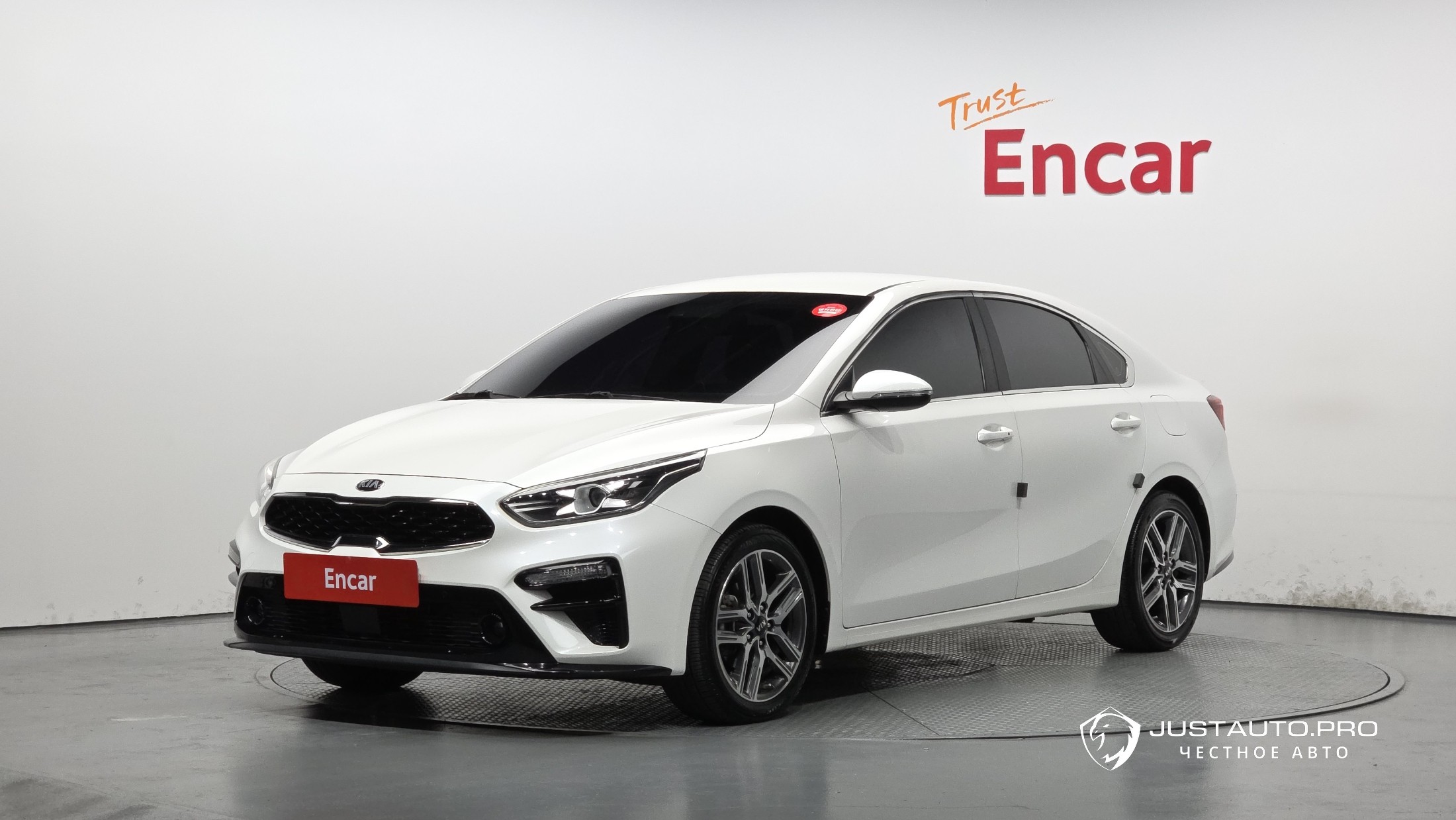 Автомобиль Kia K3
