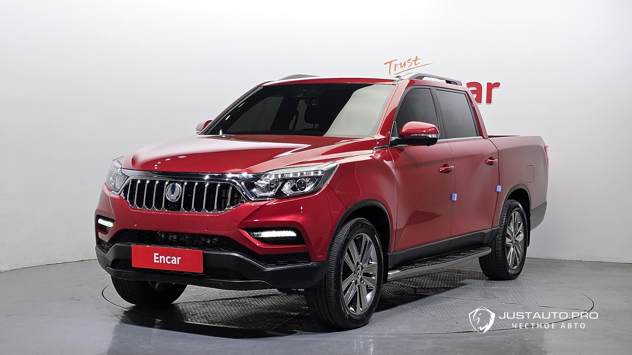 Автомобиль KG_Mobility_Ssangyong Rexton