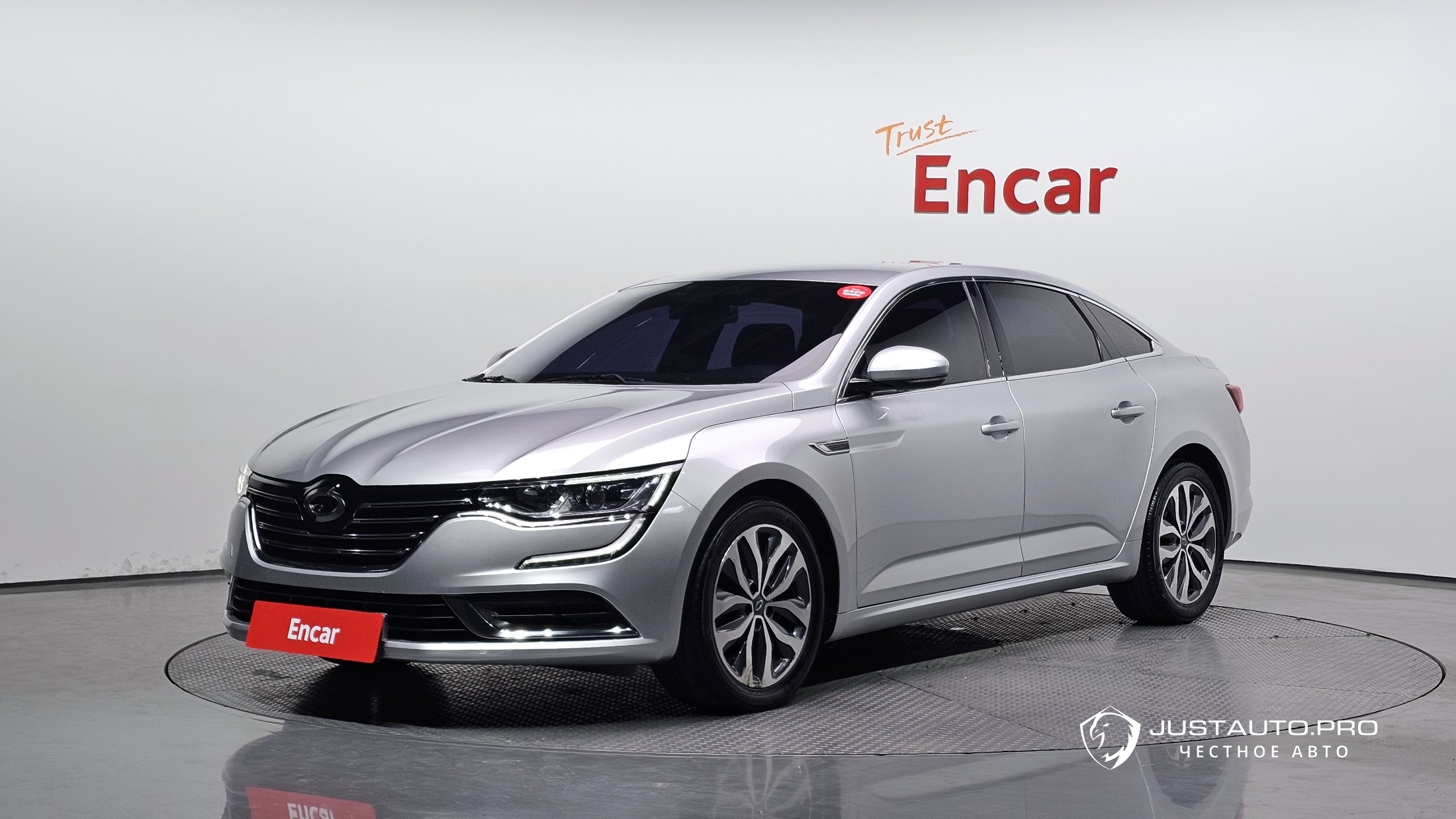 Автомобиль Renault-KoreaSamsung SM6