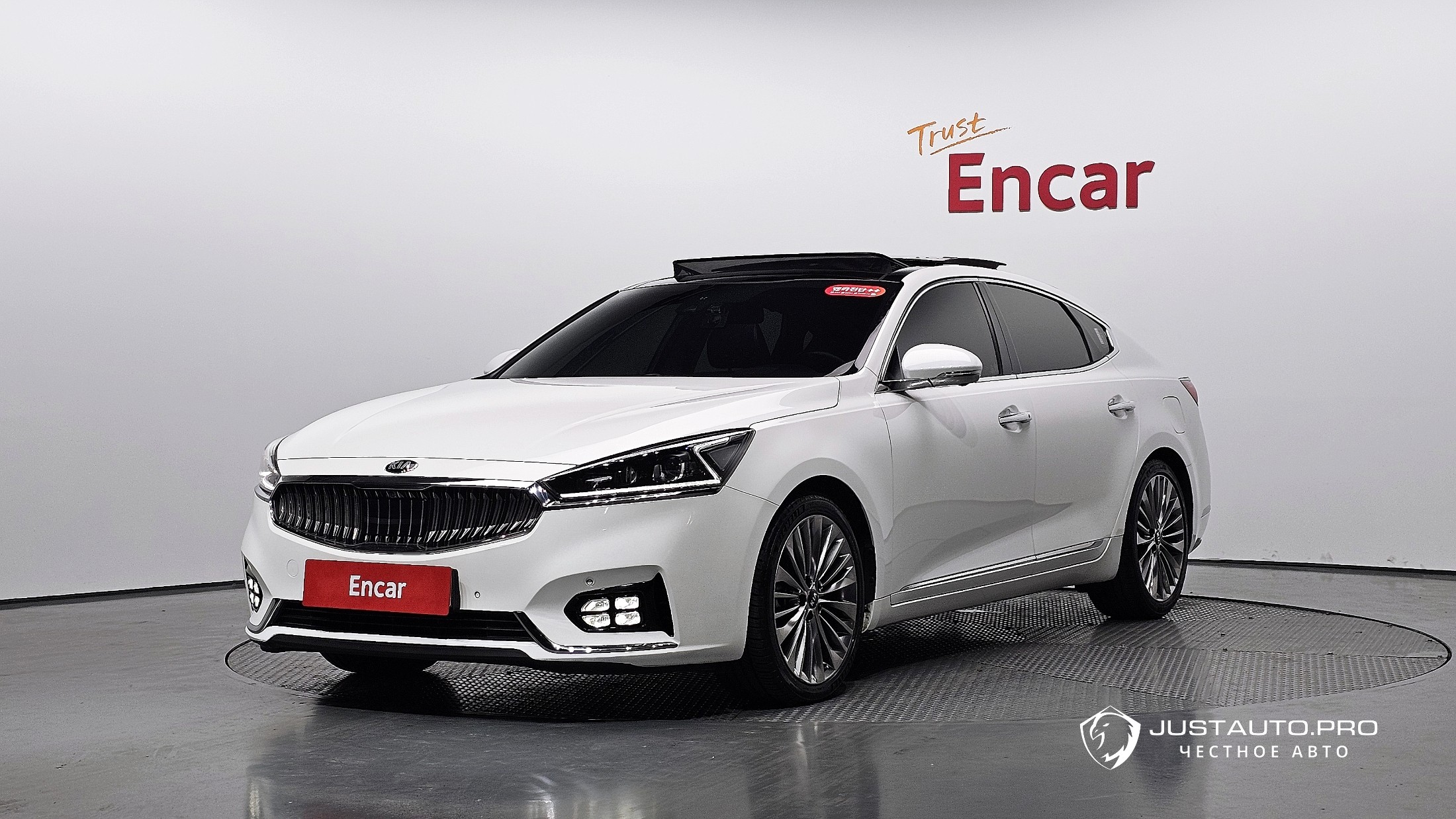 Автомобиль Kia K7